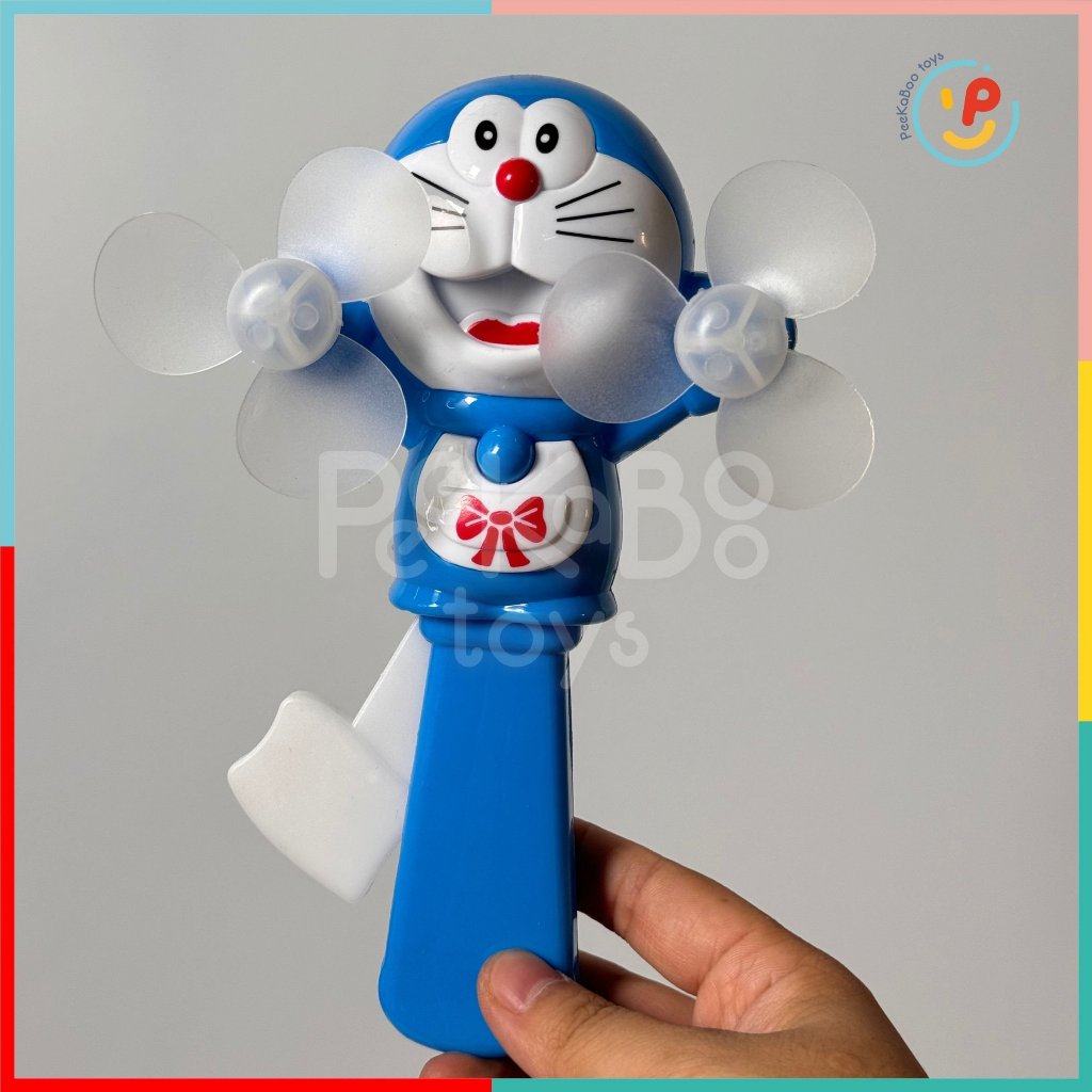 Quạt bóp tay 2 cánh hình thú dễ thương minion người nhện Doremon PeeKaPaw Toys