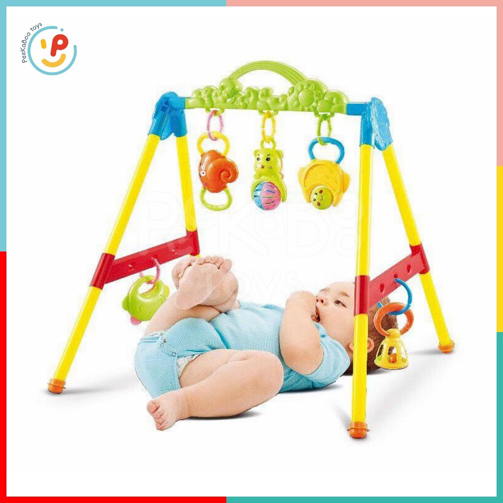 Kệ treo đồ chơi trẻ sơ sinh Chữ A Vui Nhộn Bé Tập Đi 402 PeeKaPaw Toys