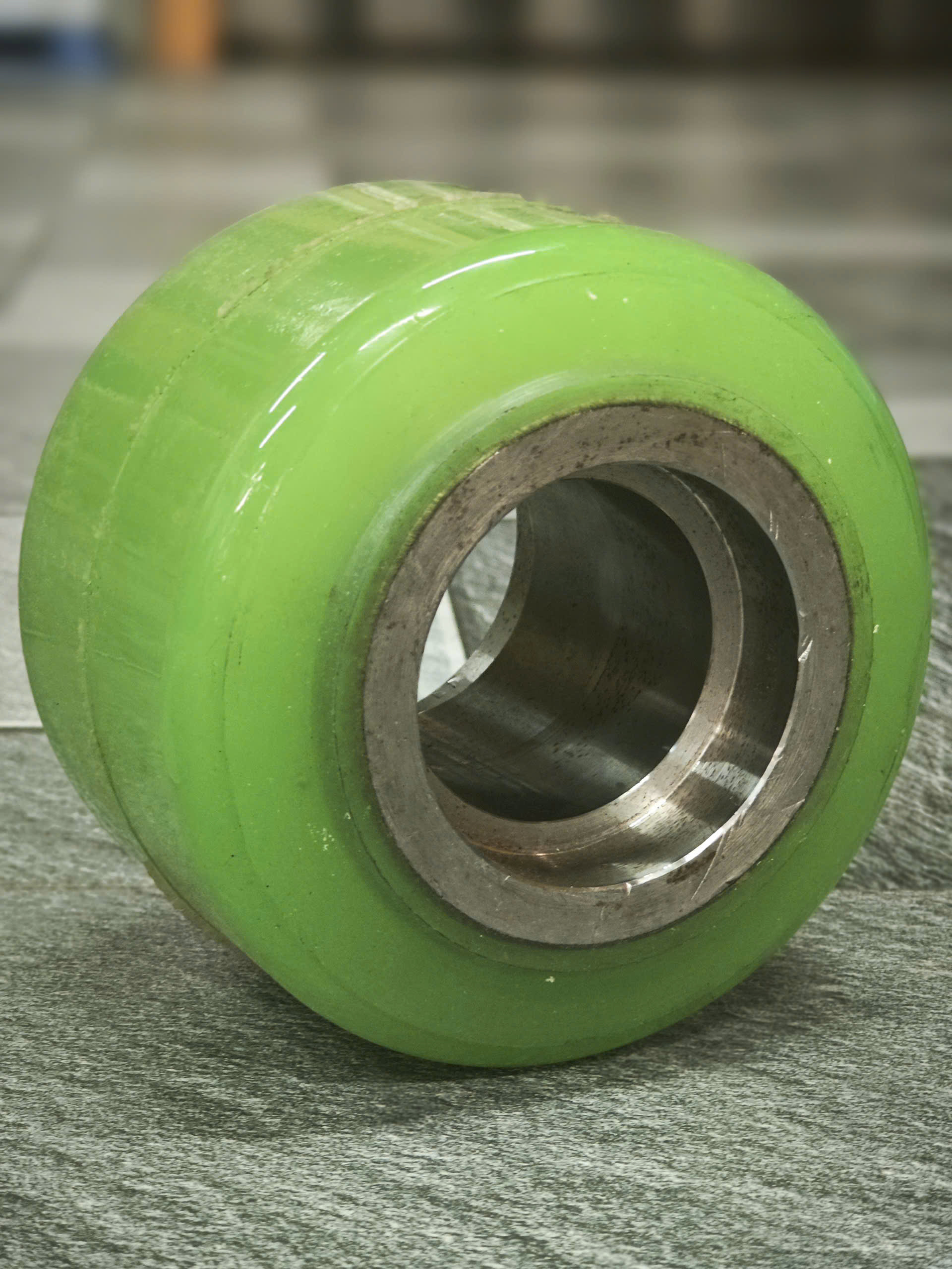 Bánh xe nâng PU 127x90mm không bi