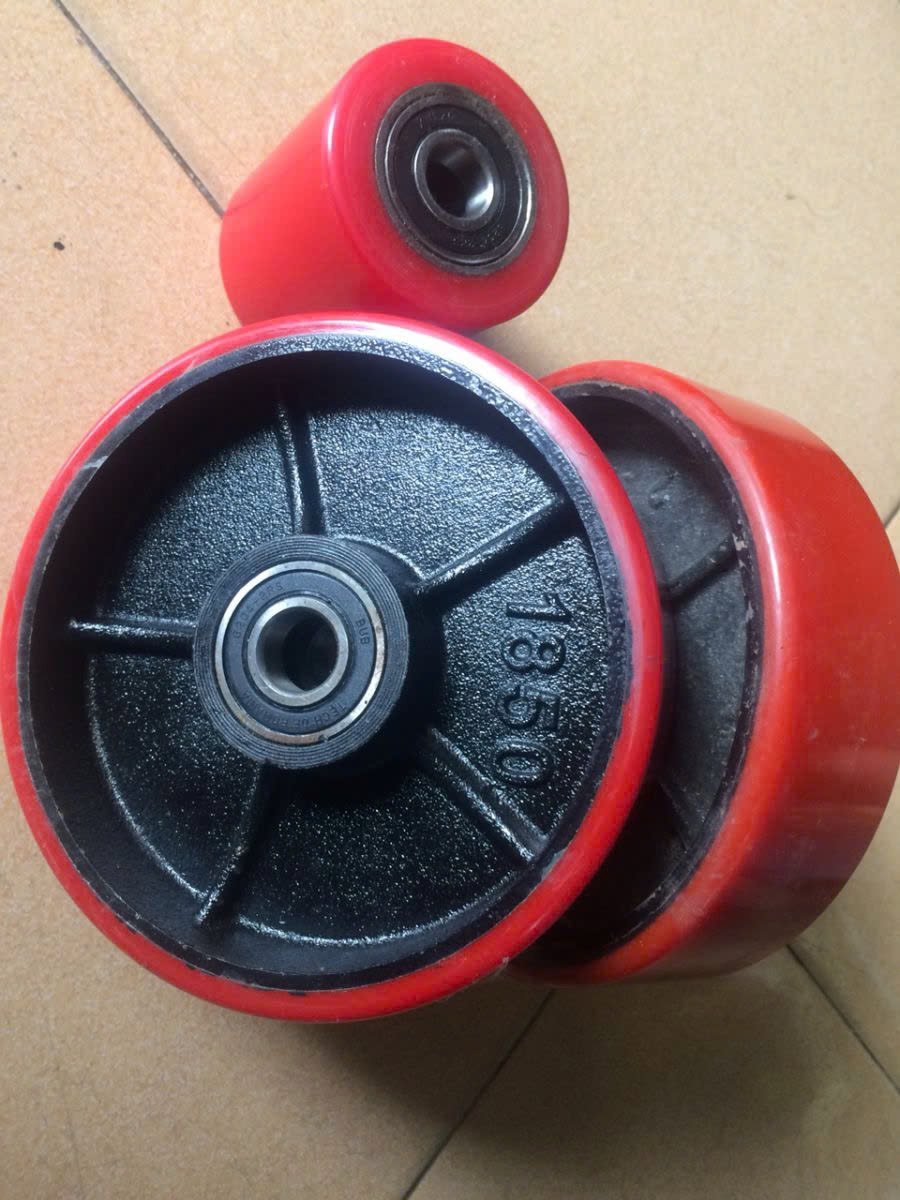 Bánh xe PU 180x50 có bi