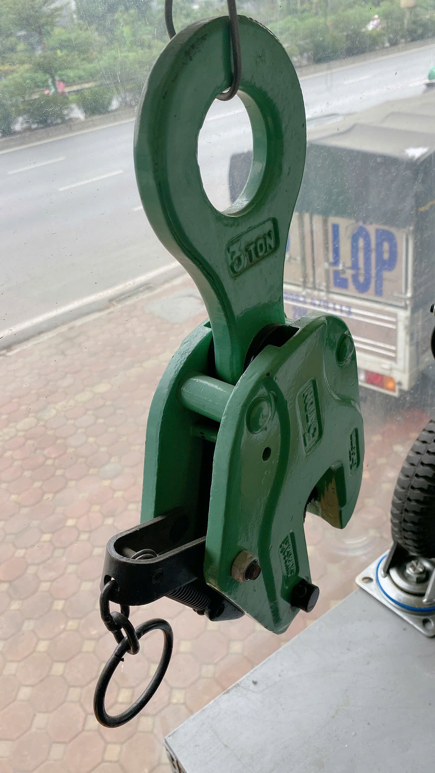 Kẹp tôn đứng 3T