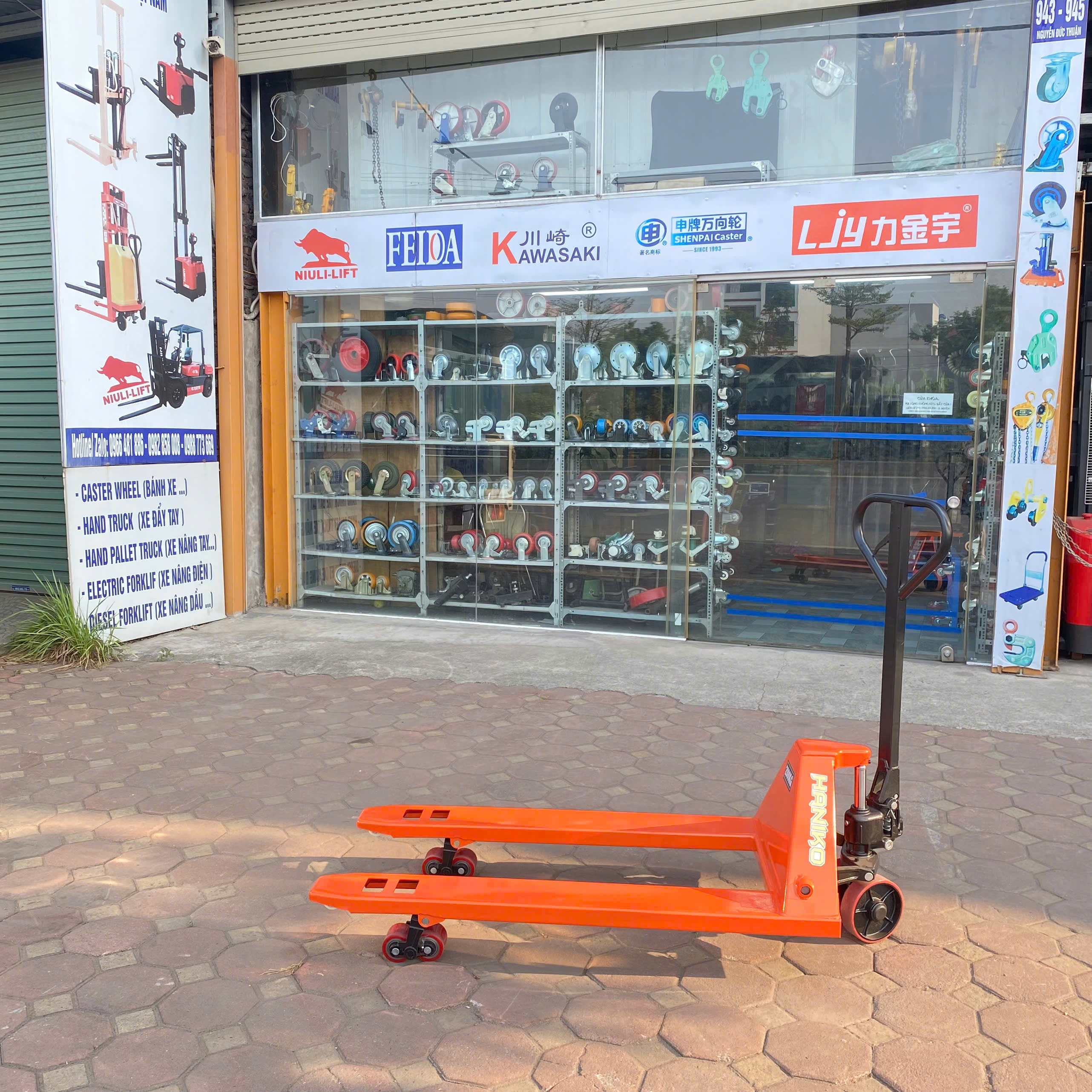 Xe nâng tay thấp 2000kg càng rộng 685x1220