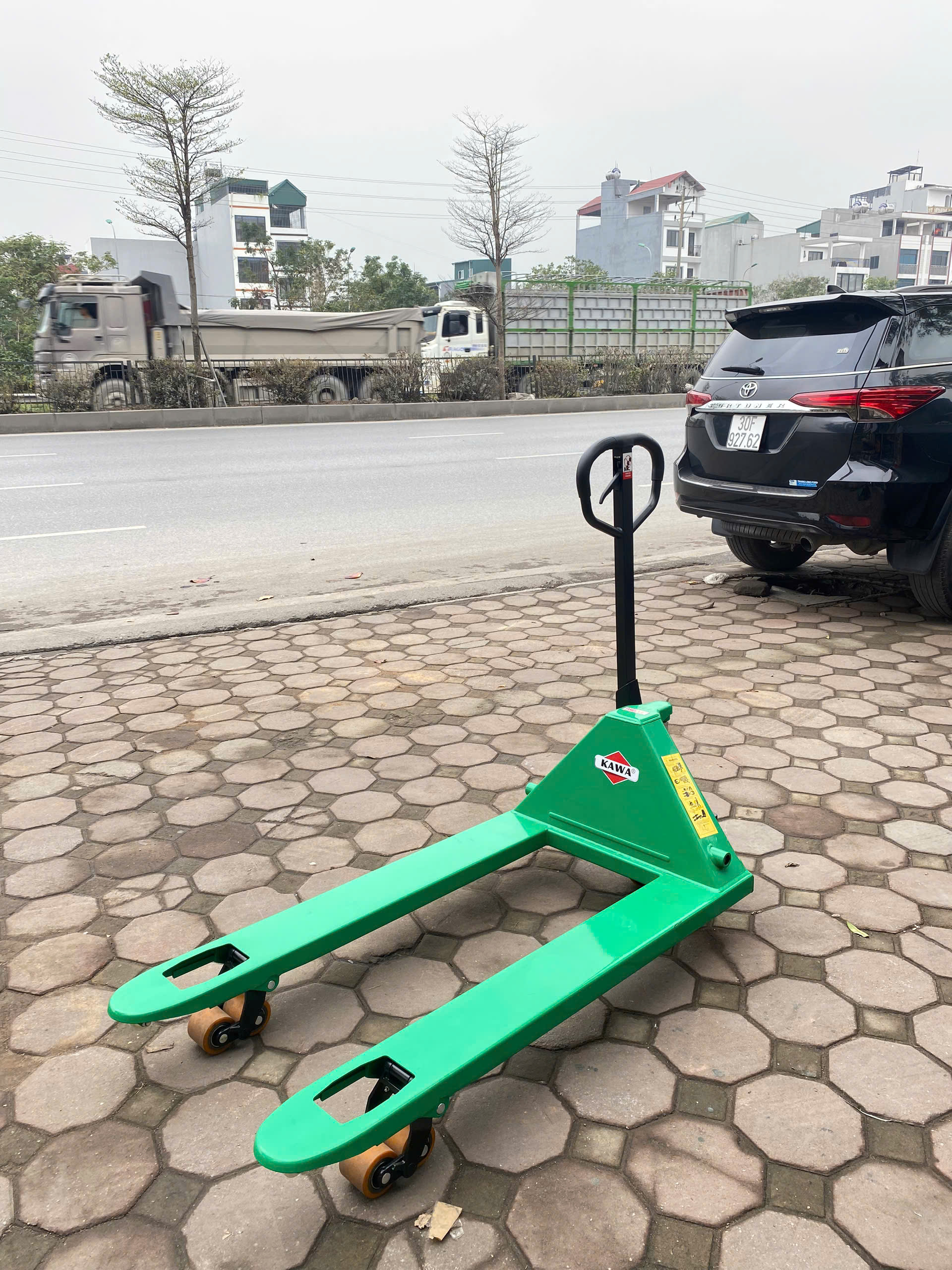 Xe nâng Kawa xanh 2.5T rộng