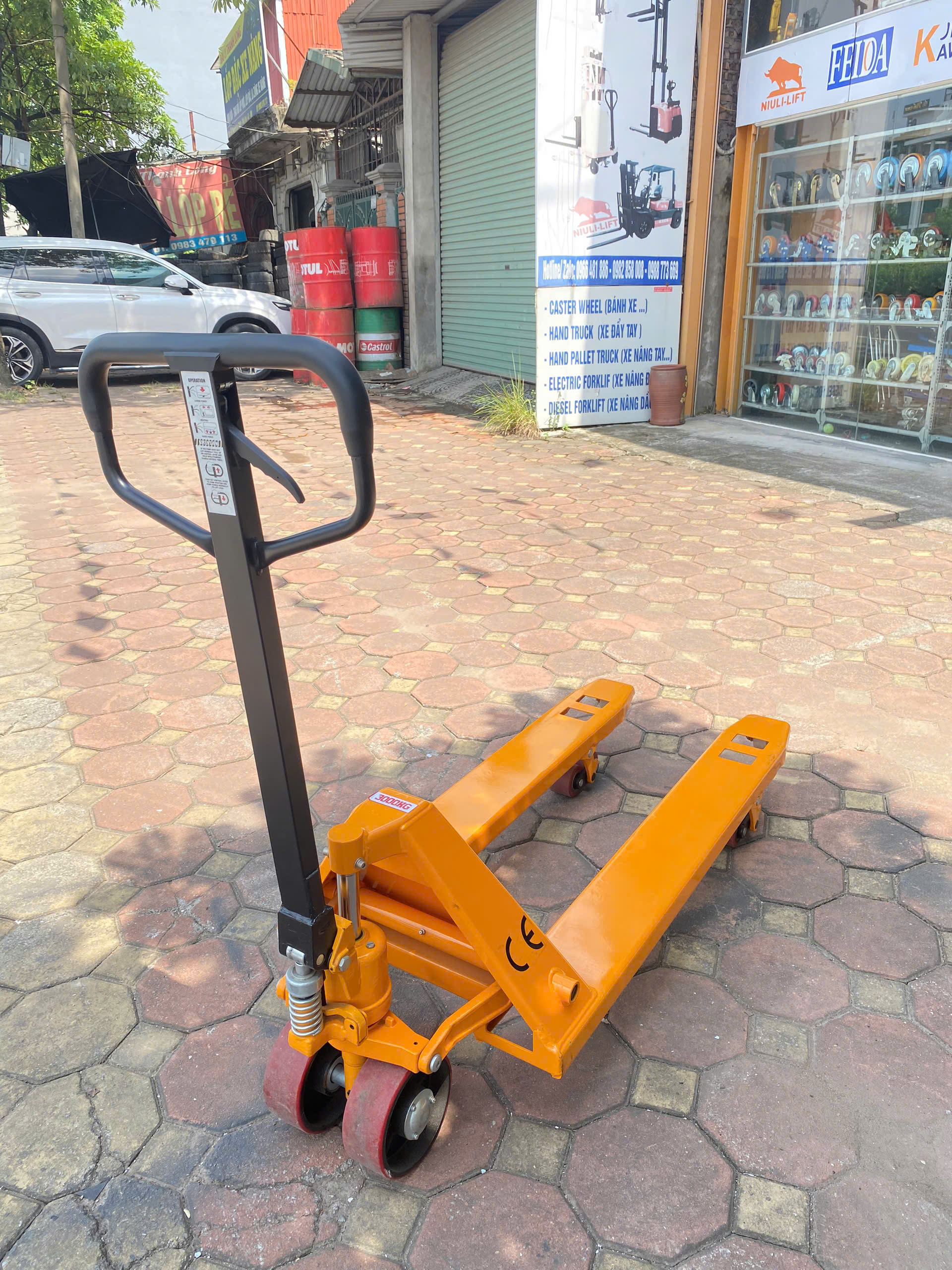 Xe nâng tay thấp kawasaki 3T rộng 680x1220