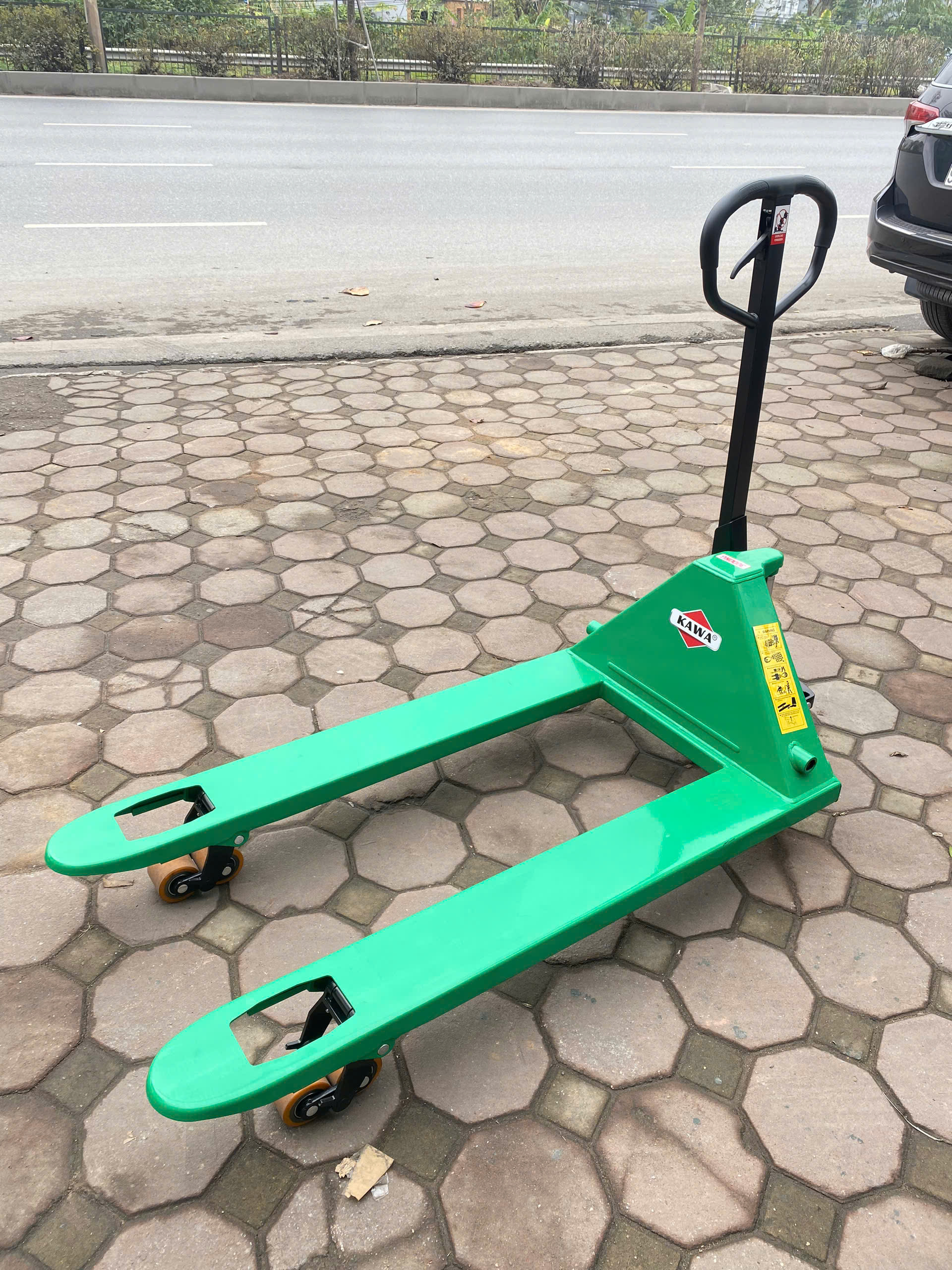 Xe nâng Kawa xanh 2.5T rộng