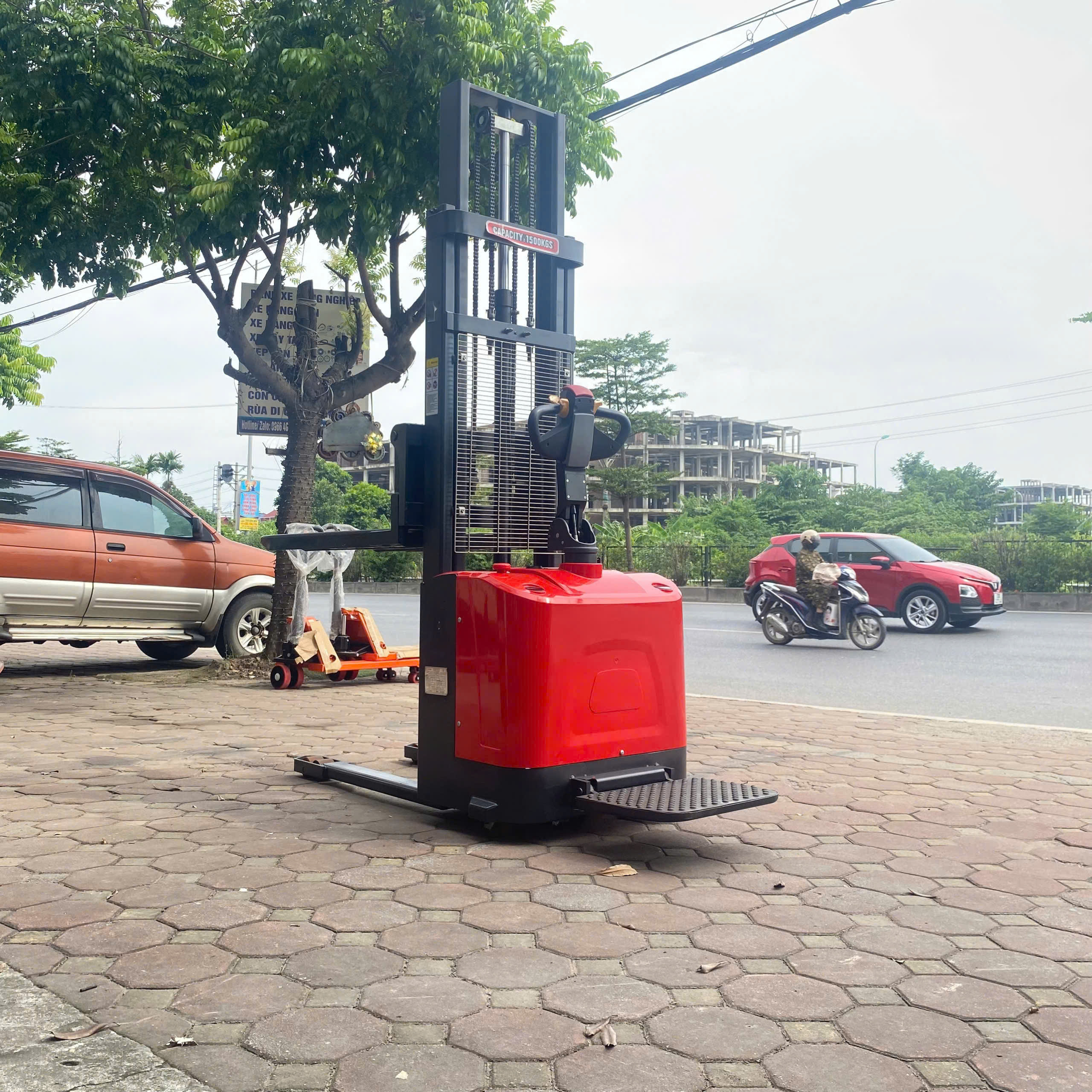 Xe nâng cao đứng lái 1.5T-3.5M CD-D15AD(E.)