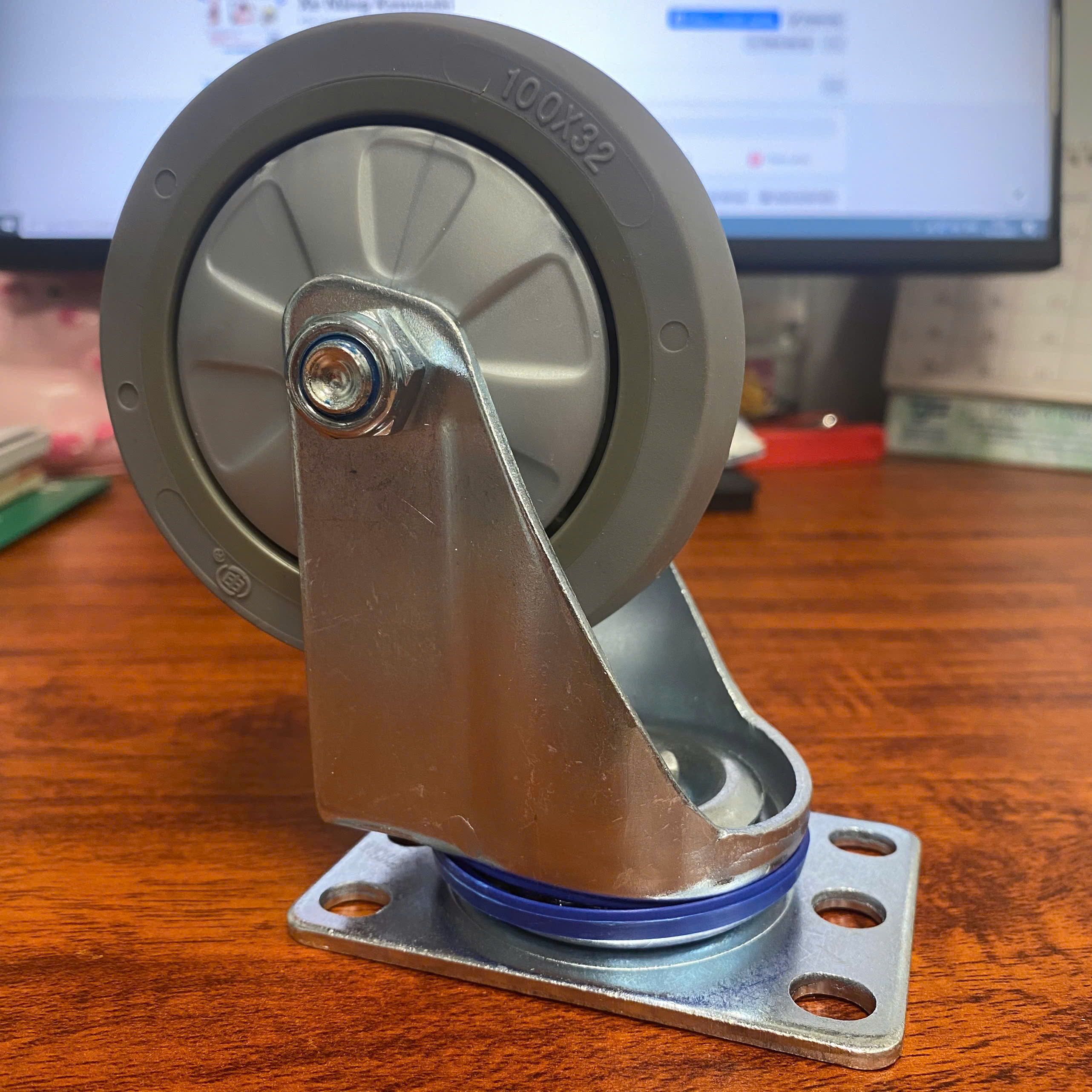 Bánh xe TPR xám shenpai 20A19-1594 phi 100 X