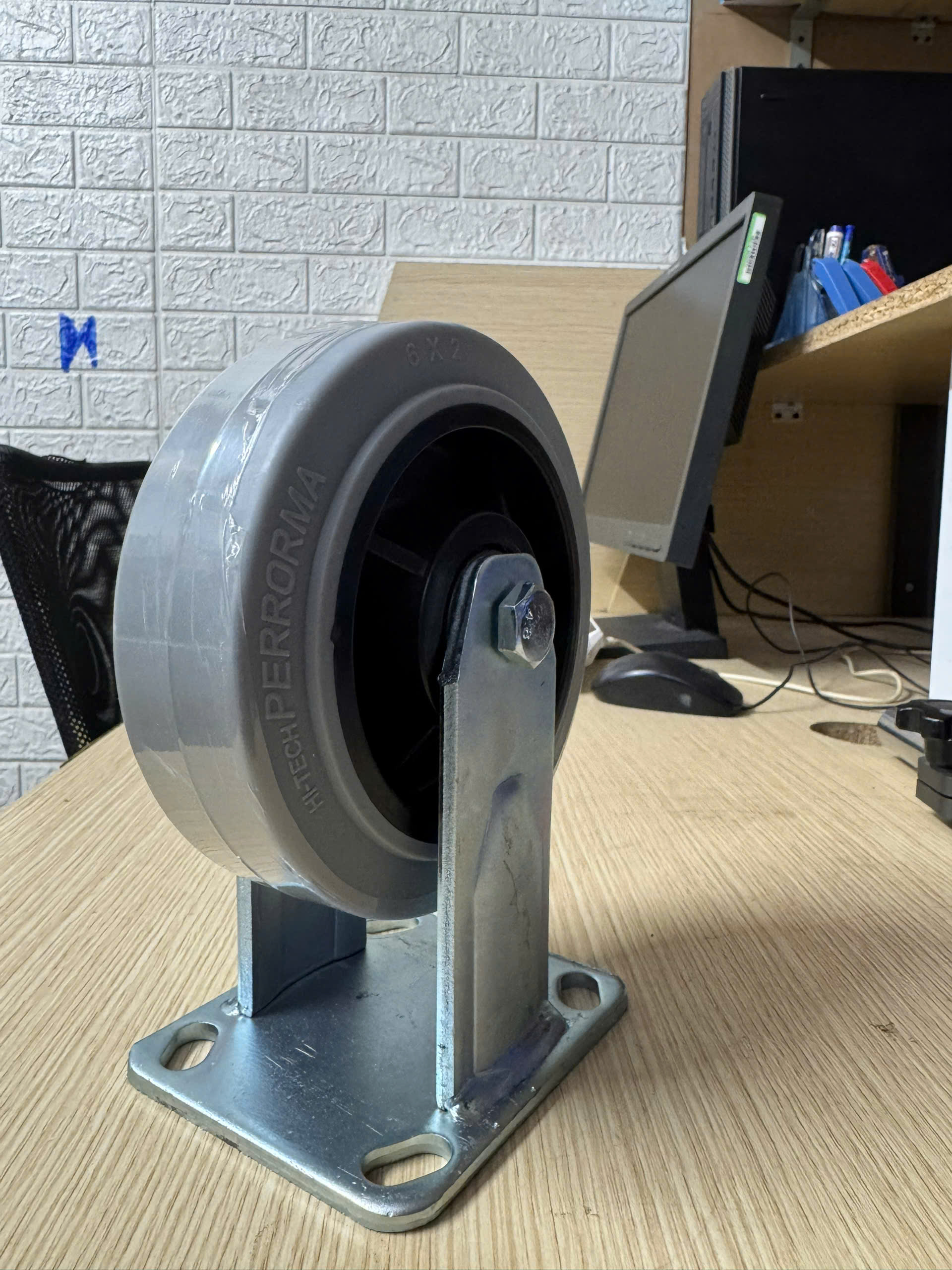 Bánh xe ghi xám chống tĩnh điện phi 150 CĐ