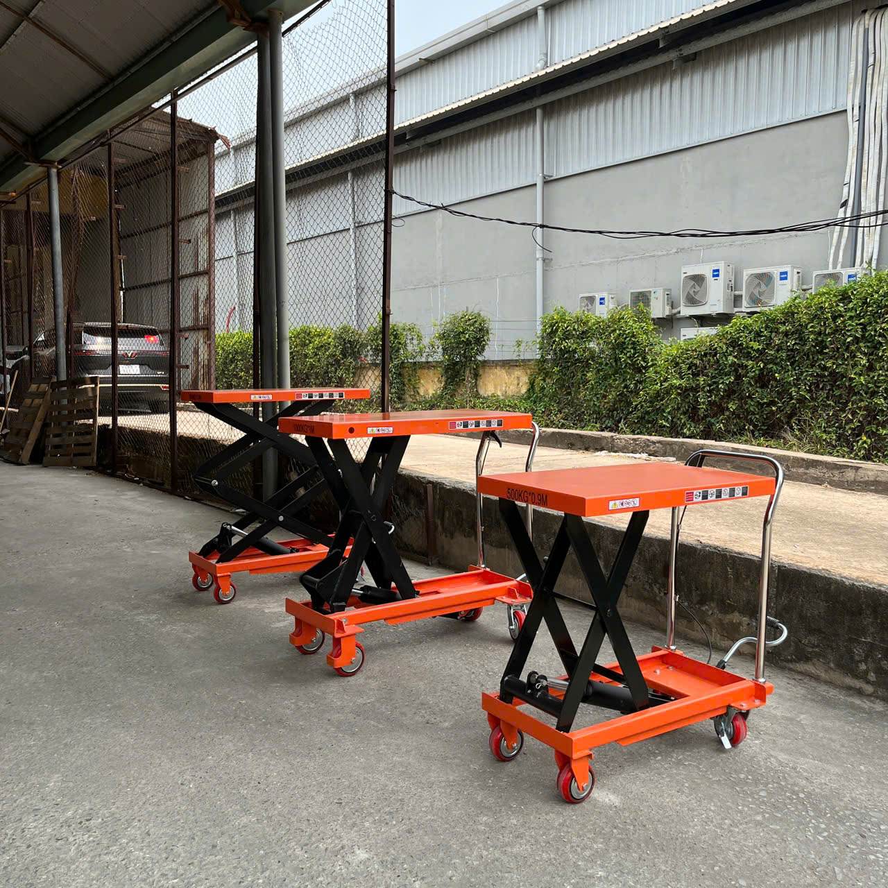 Xe nâng bàn cam 500kg
