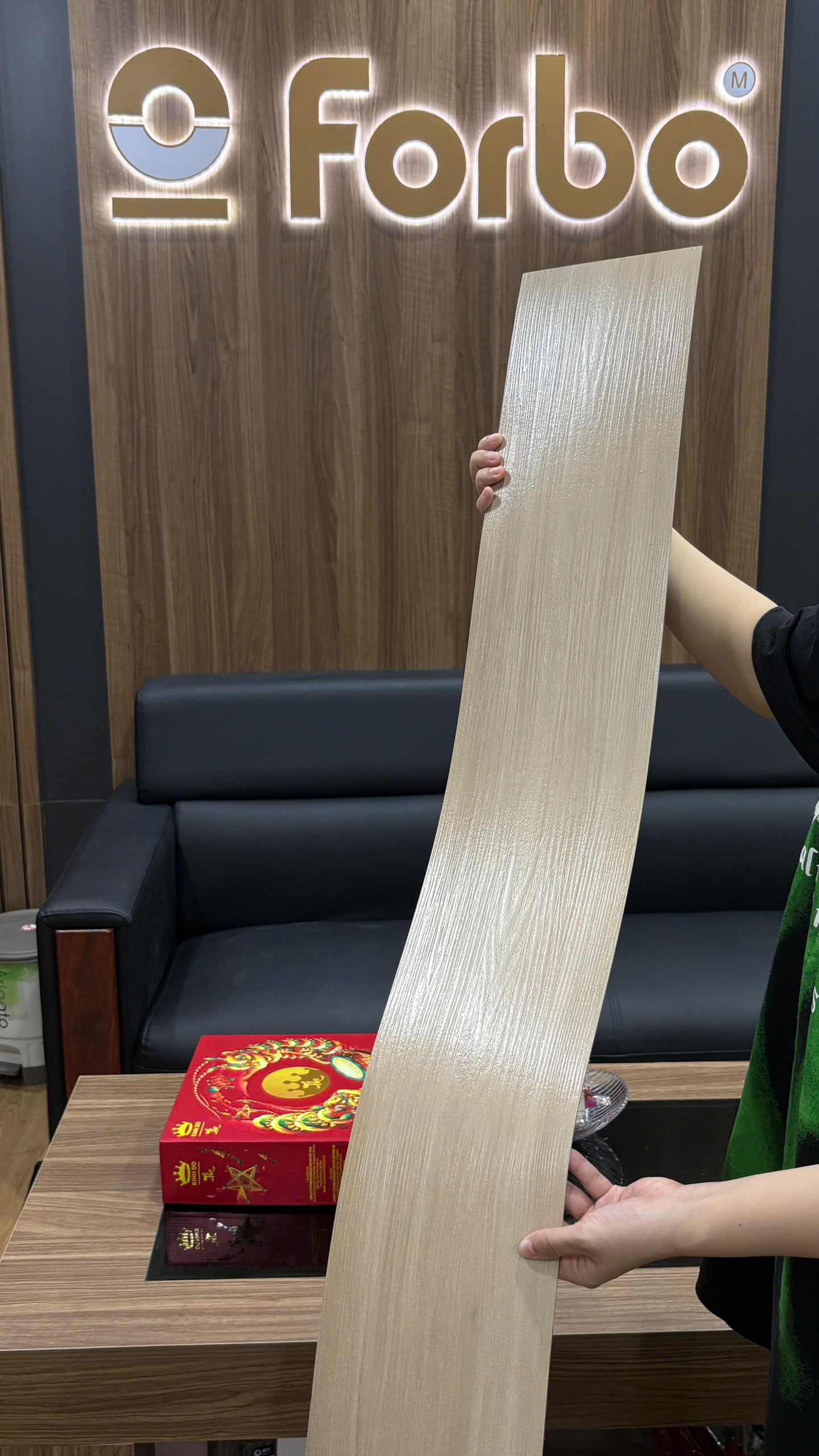 Sàn nhựa dán PC 01 Forbo Nuvia