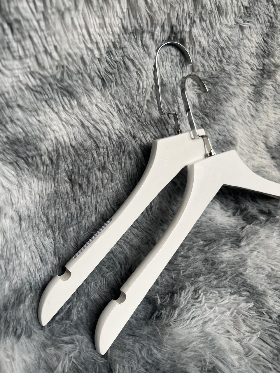 Móc Áo Gỗ Nam Cao Cấp - Trắng Bằng