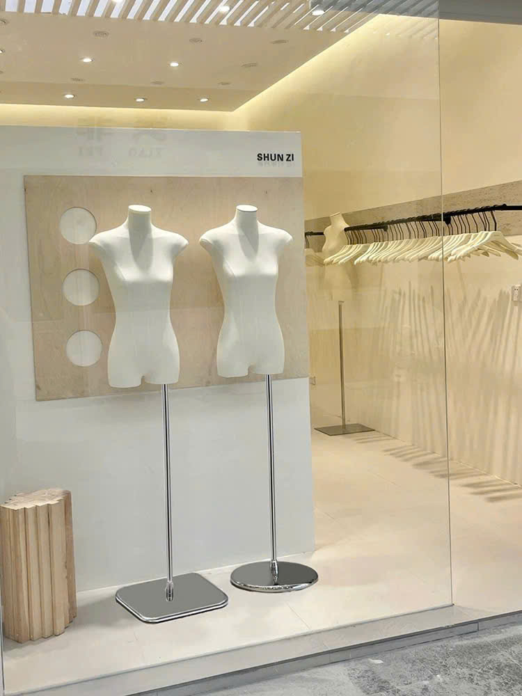 Manneqiun Nữ Nửa Thân - Cốt Lép Nữ - Nhập Khẩu