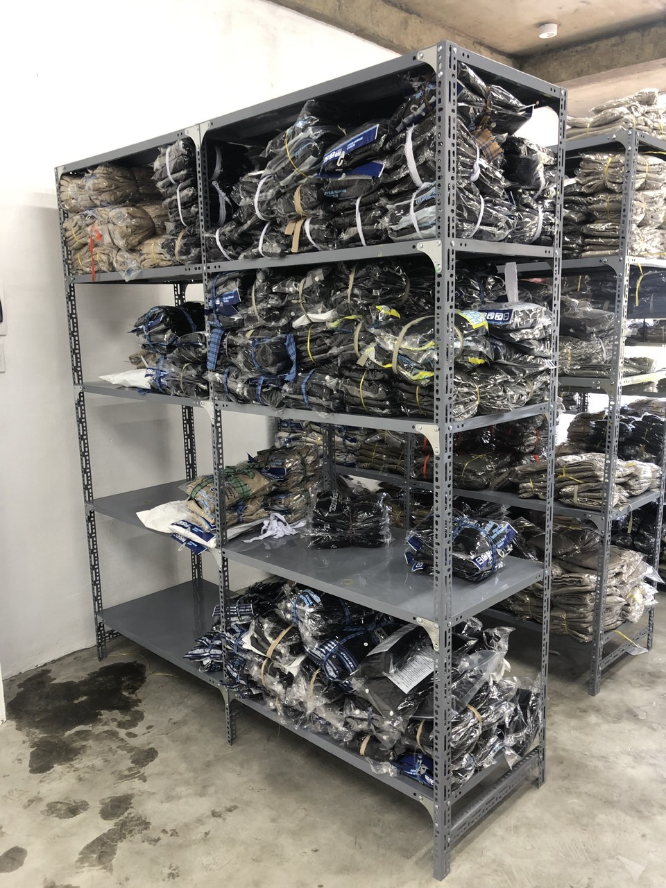 kệ rộng 40 dài 1m5 cao 2m 5 sàn