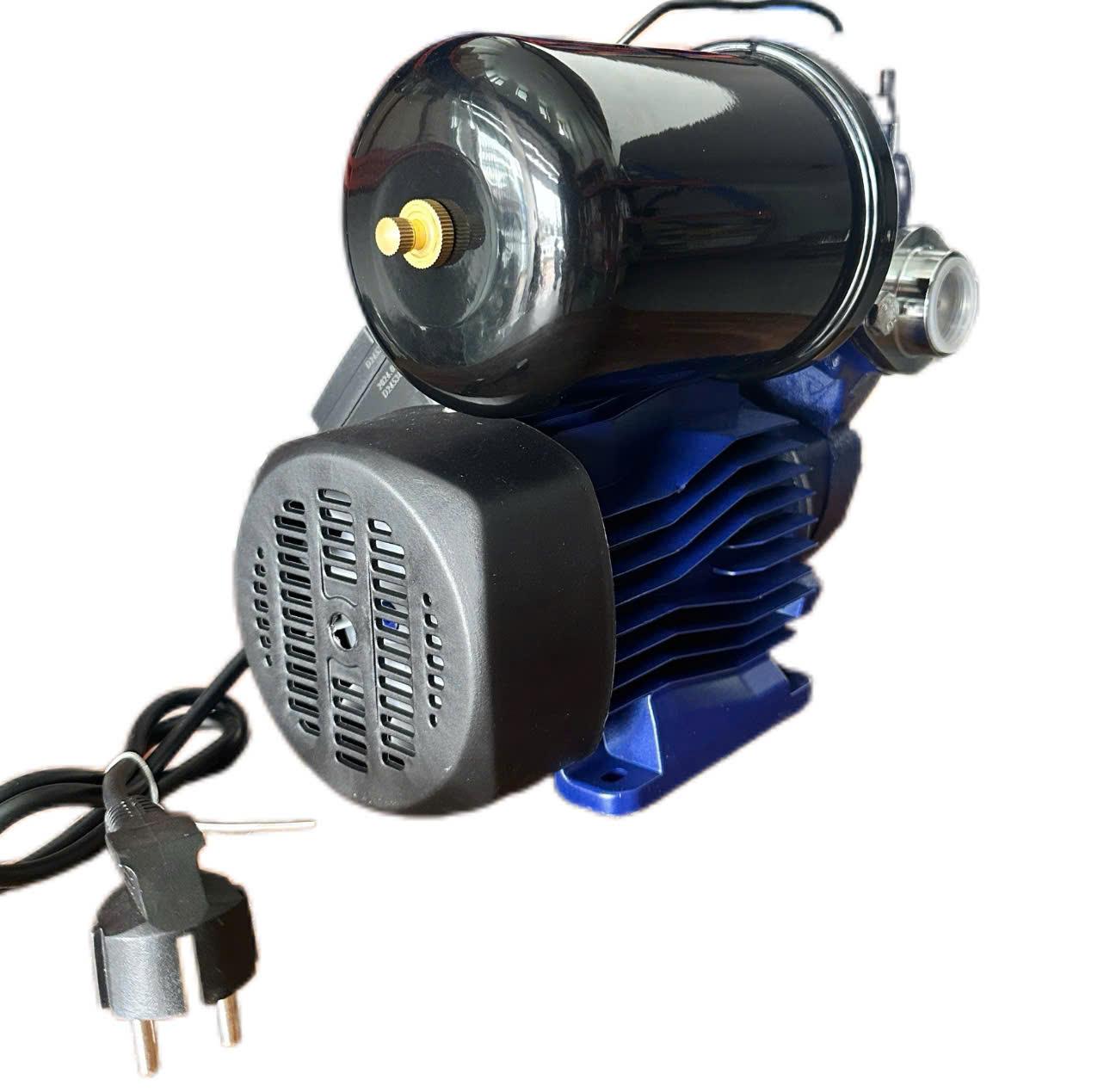 Điện Máy Minh Thành HD - Máy Bơm Tăng Áp 400w - 220v  Hút Sâu 8m Cột Áp 31m Hút Xả 34/34 Lưu Lượng 37 l/min Cánh Đồng Cốt Inox Thương Hiệu HTC Dây Đồng Bảo Hành 12 Tháng