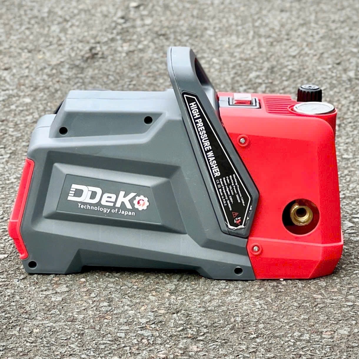 MÁY RỬA XE GIA ĐÌNH CÓ CHỈNH ÁP DDEKO DK-P2500 2500W 120BAR 10L