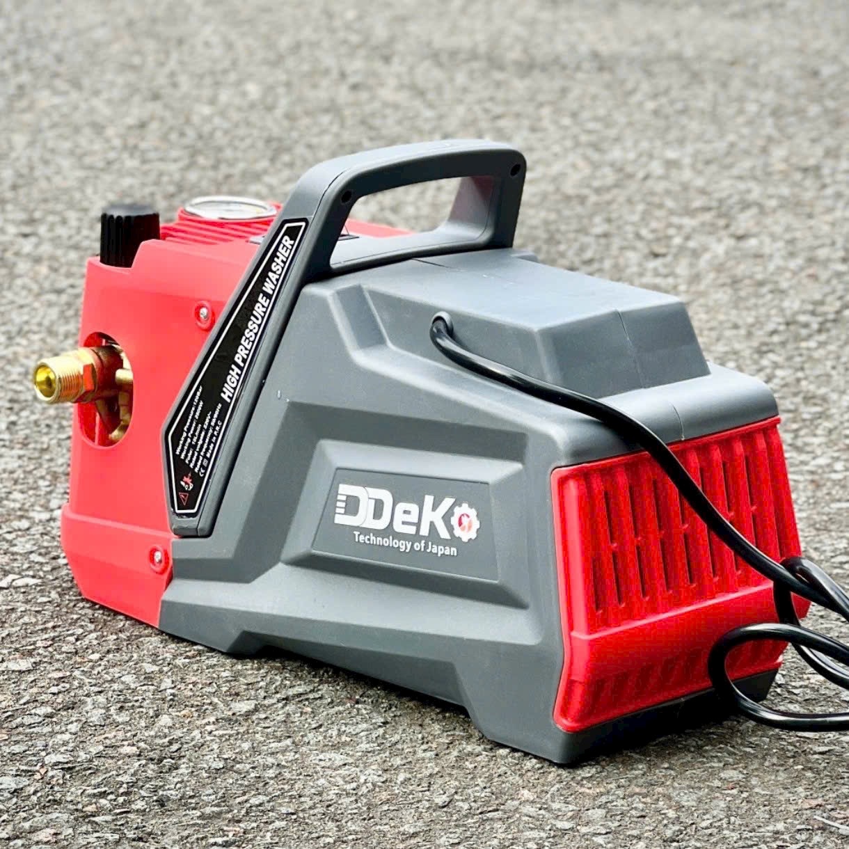 MÁY RỬA XE GIA ĐÌNH CÓ CHỈNH ÁP DDEKO DK-P2500 2500W 120BAR 10L