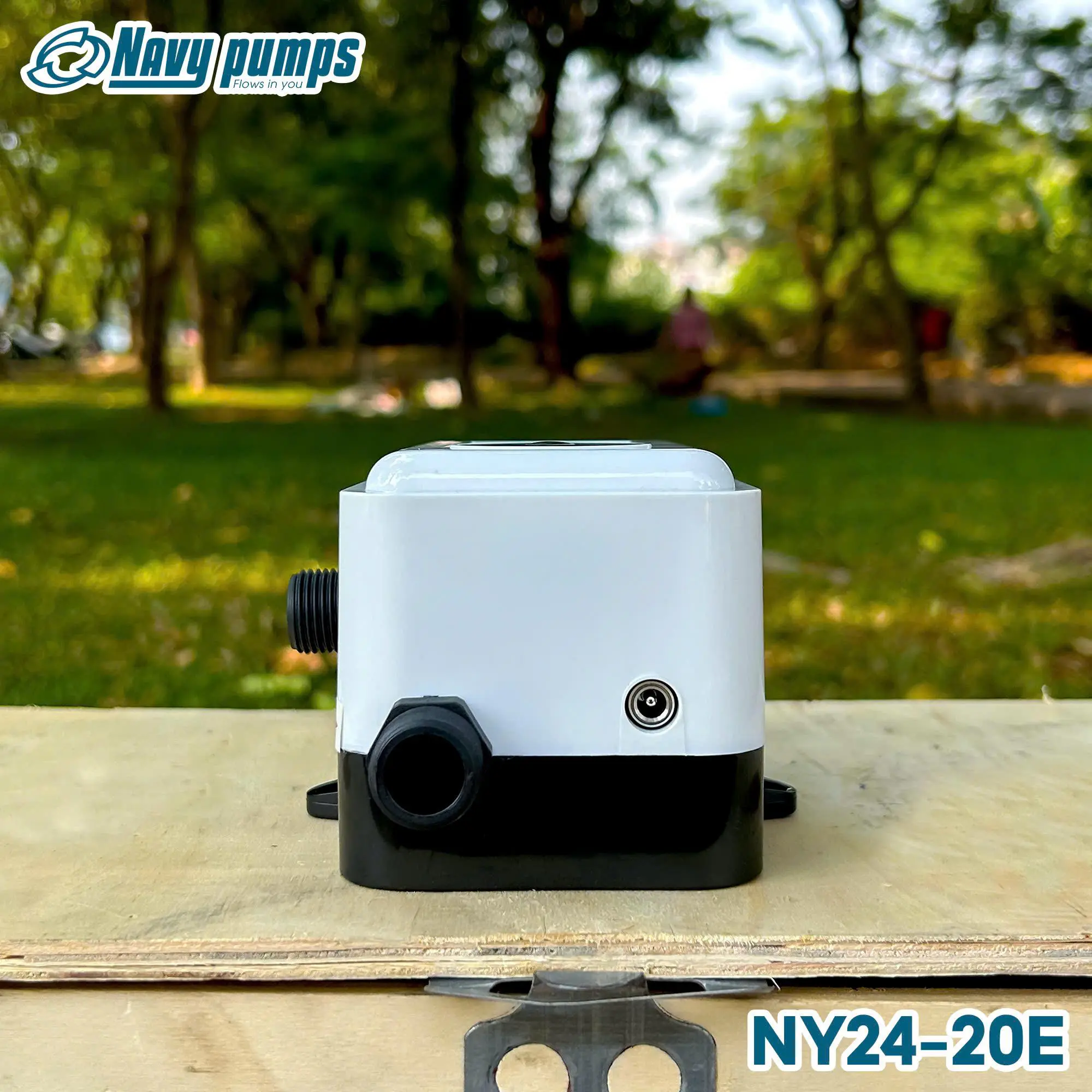 Máy Bơm Tăng Áp Điện Tử Mini NAVY NY24-20E Bơm Nước Nóng Cho Năng Lượng Mặt Trời Máy Bơm Tăng Áp 1 Thiết Bị