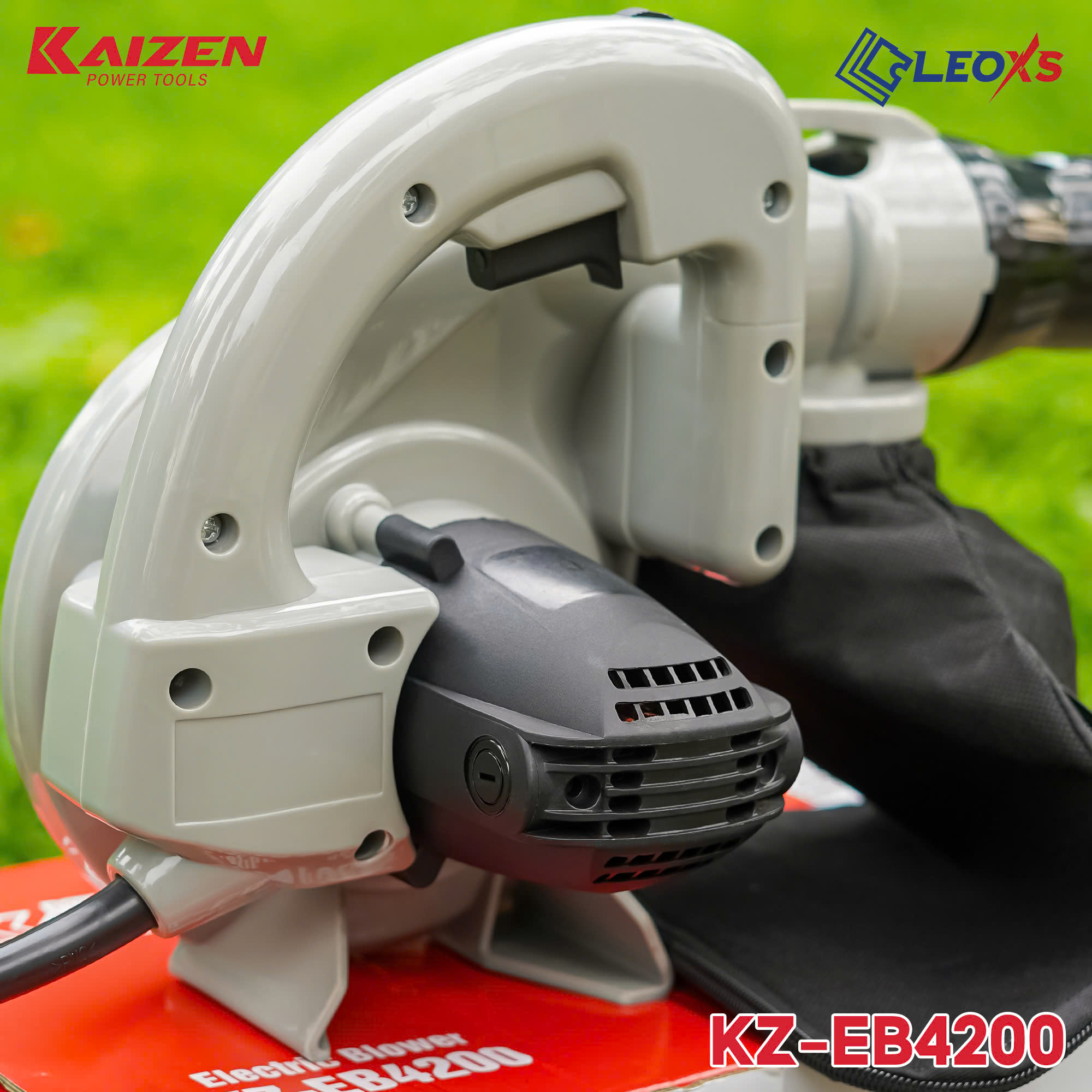 Máy Thổi Bụi Hút Bụi 2 Chiều KAIZEN KZ-EB4200 900W 220V Thổi Lá Vệ Sinh Ô Tô Máy Tính Tốc Độ 13000V/P