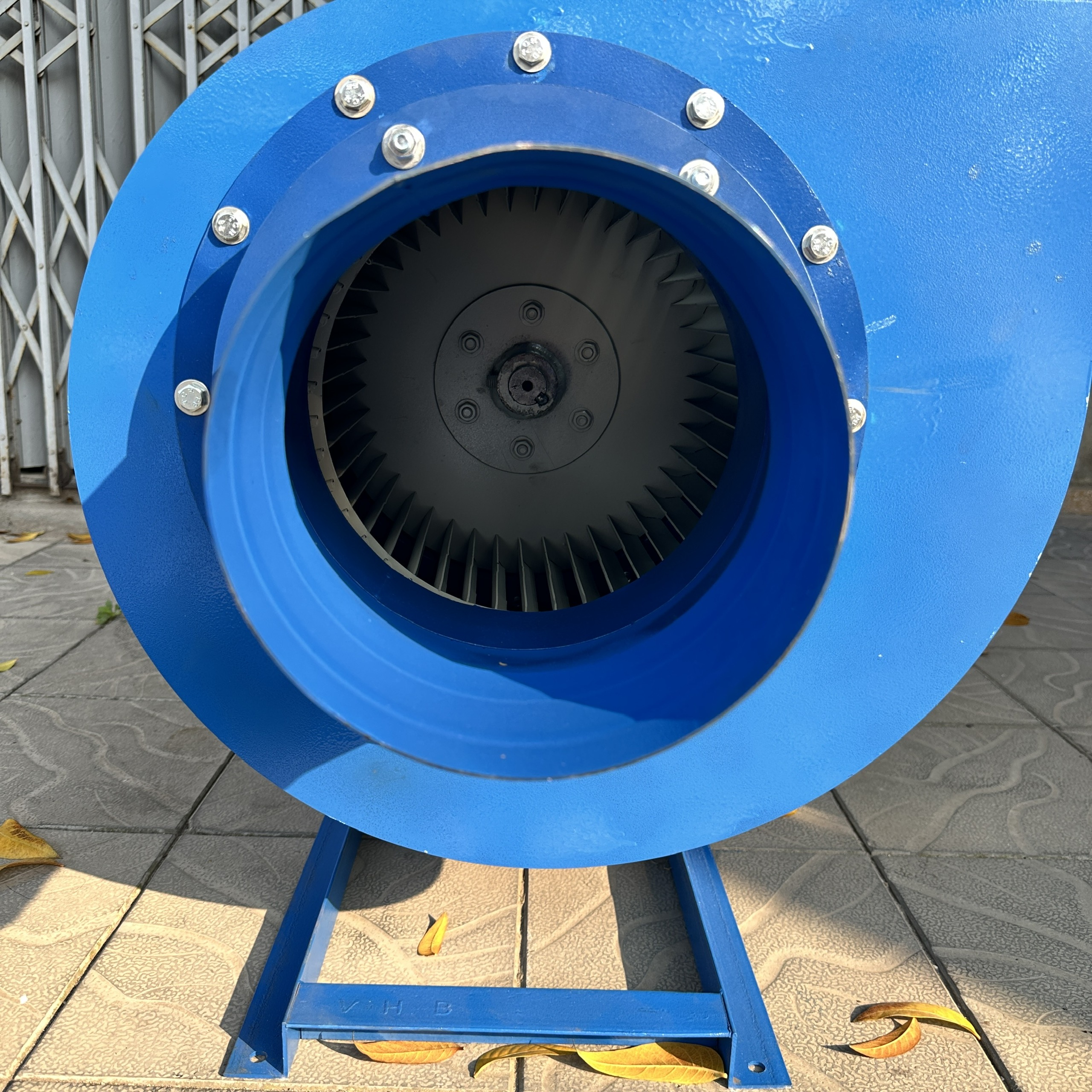 QUẠT SÊN LY TÂM CÔNG SUẤT 2200W - 380V CÁNH NAN LỒNG SÓC HÚT KHÓI MÙI HÓA CHẤT PHÒNG SƠN VÀ THỔI LÒ HƠ