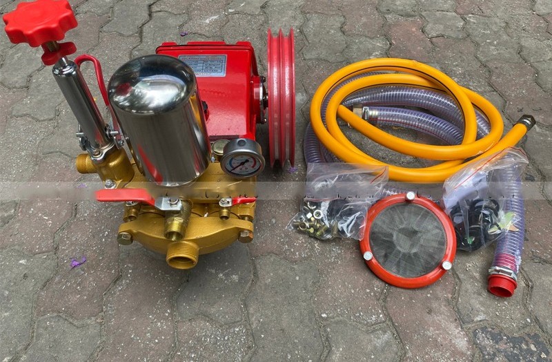 Đầu Phun Áp Lực Lucky HL80N Piston Thép 30mm 50Bar 80L/P Dùng Motor 3 Pha & Động Cơ Nổ Phun Thuốc Rửa Xe