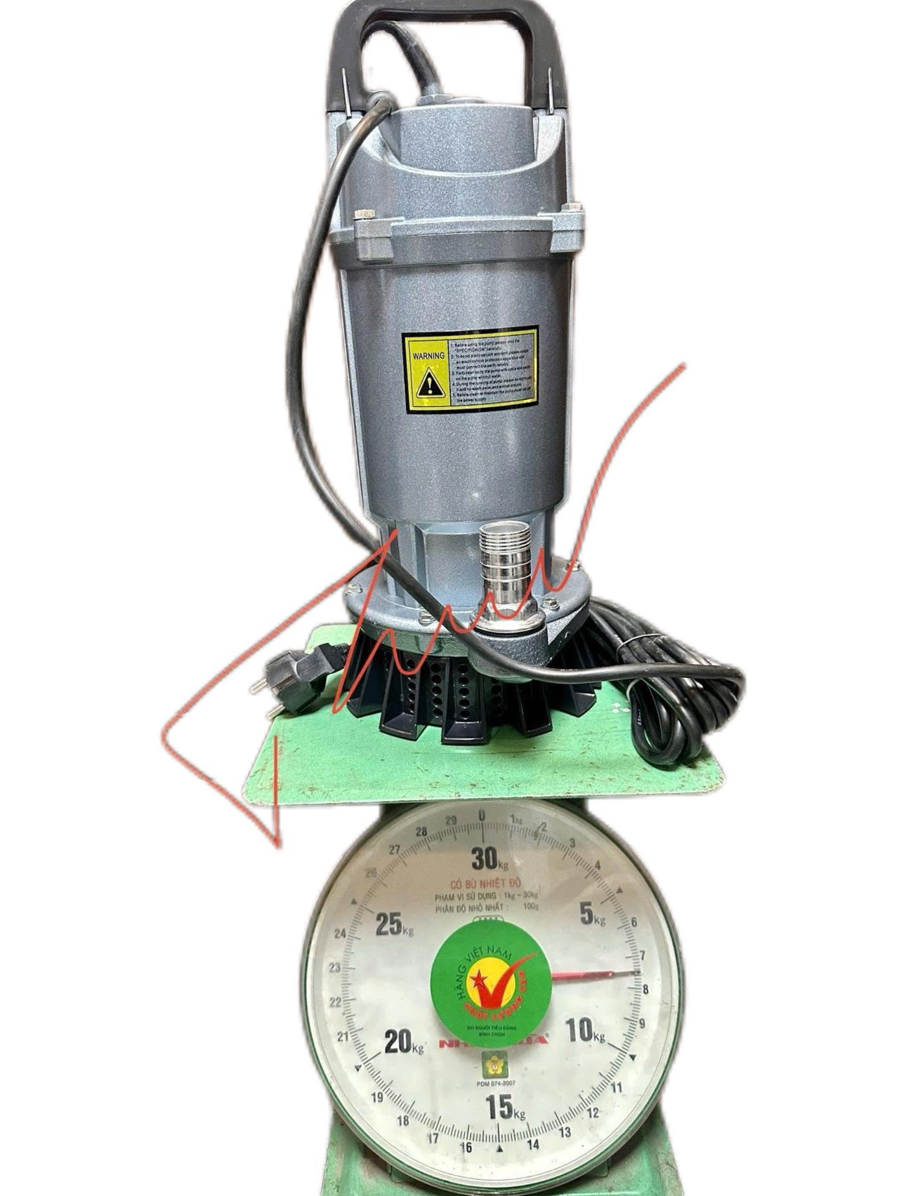 Điện Máy Minh Thành HD - Máy Bơm Chìm 750w -220v Lưu lượng 25 l/min Ống Xả (Φ ) 25  Cột áp 22m Cánh Nhôm Cốt Hợp Kim THương Hiệu SWIRLS Dây Đồng  Bảo Hành 12 Tháng
