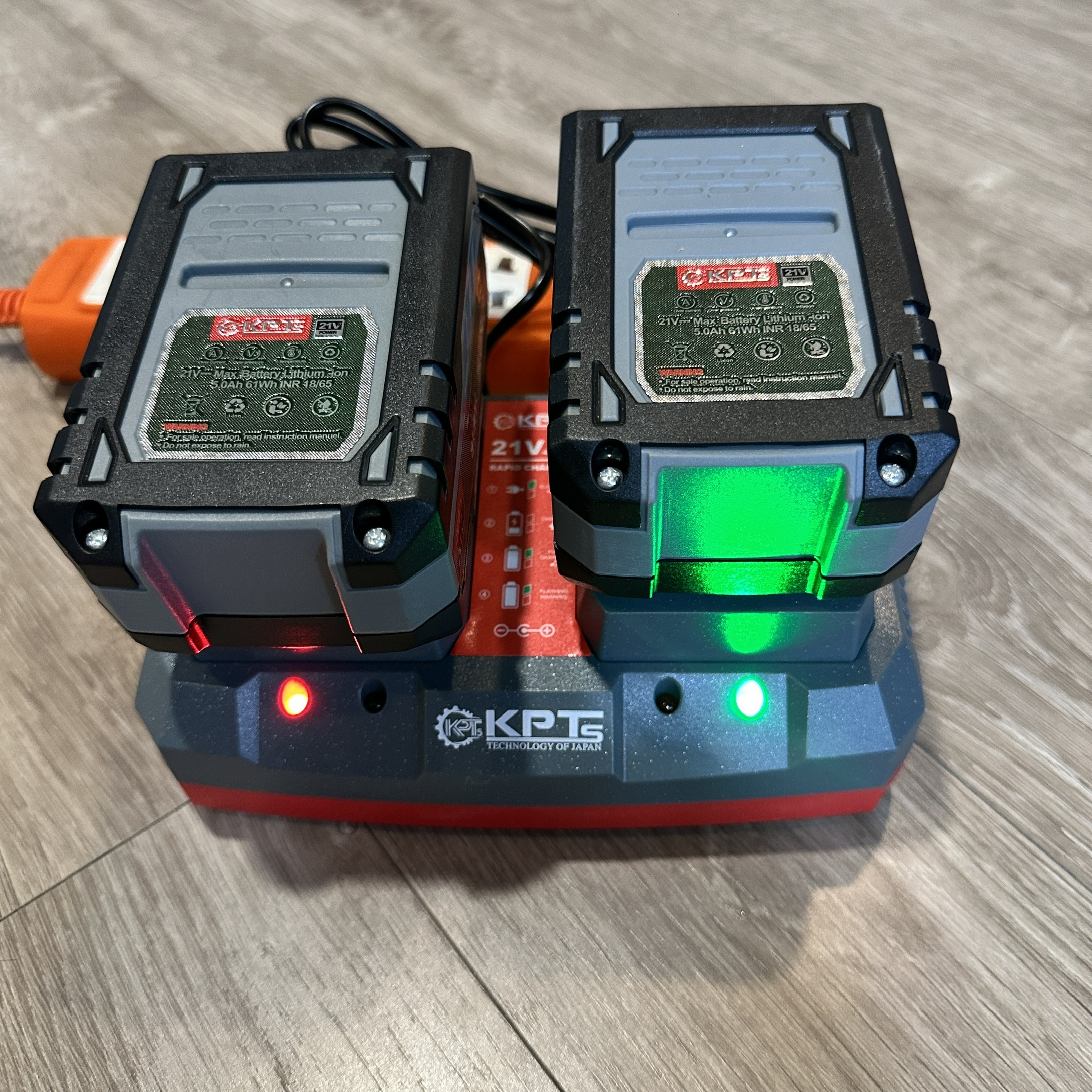 Pin 21V KPTs PIN-10CELL 10 Cell 5.0Ah Chân M21 Lithium-Ion Dùng Cho Máy Khoan Máy Mài Máy Siết Bulông
