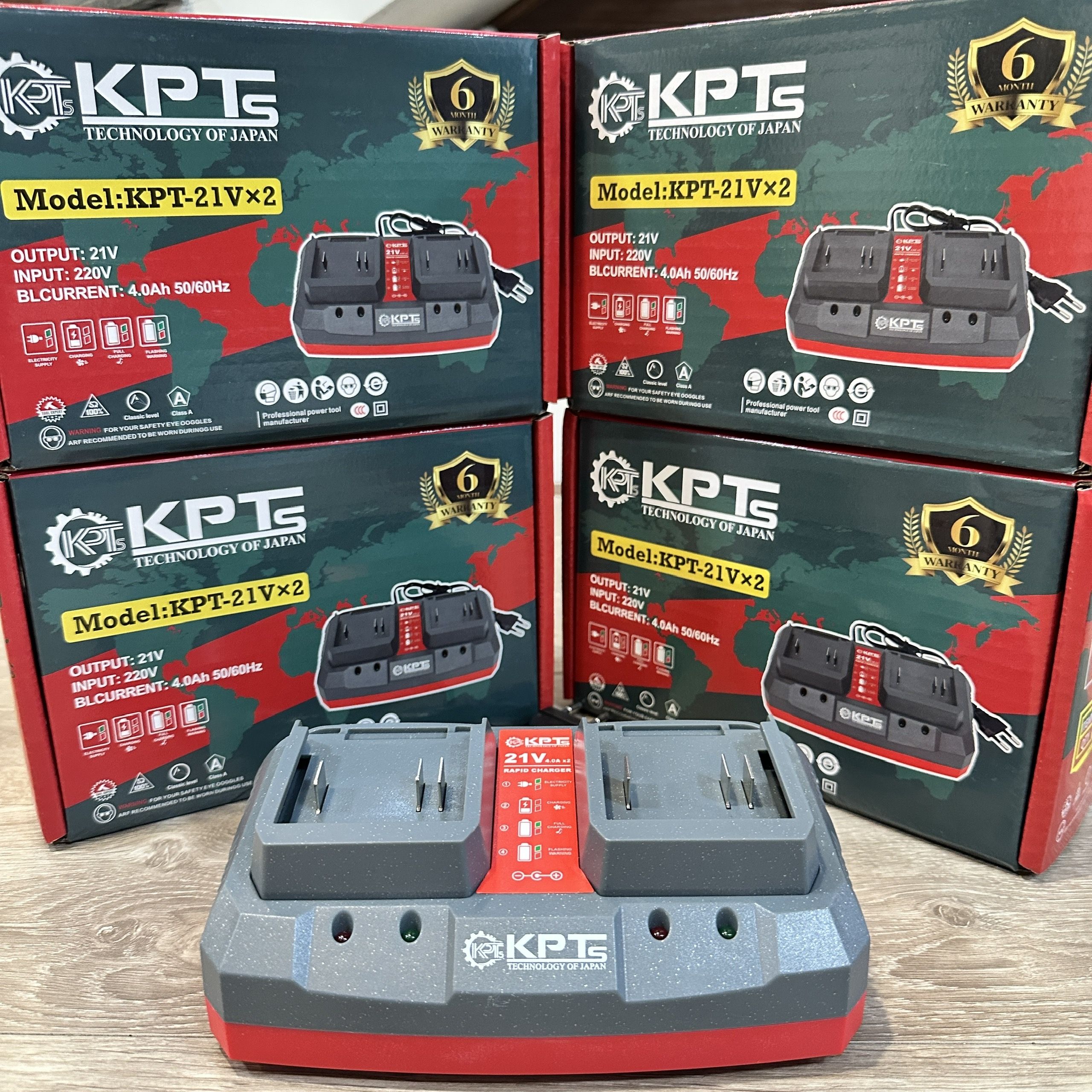 Bộ Sạc Đôi Pin 21V KPTs KPT-21VX2 Chân Pin M21 Sạc Nhanh Tự Ngắt
