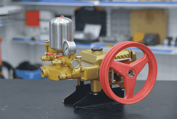 ĐẦU PHUN ÁP LỰC ĐẦU MÁY RỬA XE DÂY ĐAI LUCKY HL30N MÀU VÀNG ĐỒNG GÂN TY THÉP KHÔNG RỈ 22MM