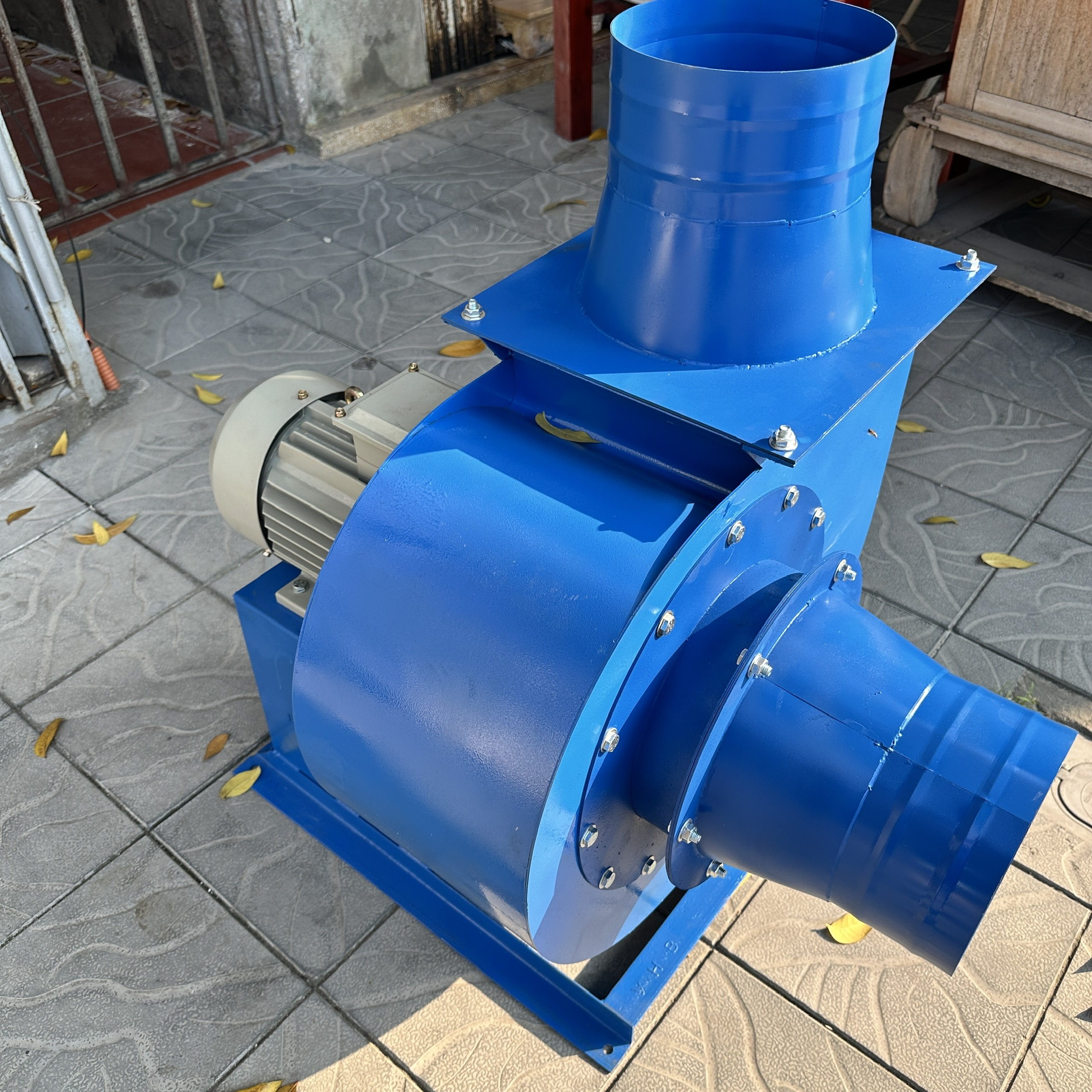 QUẠT SÊN LY TÂM CÔNG SUẤT 2200W - 380V CÁNH NAN LỒNG SÓC HÚT KHÓI MÙI HÓA CHẤT PHÒNG SƠN VÀ THỔI LÒ HƠ