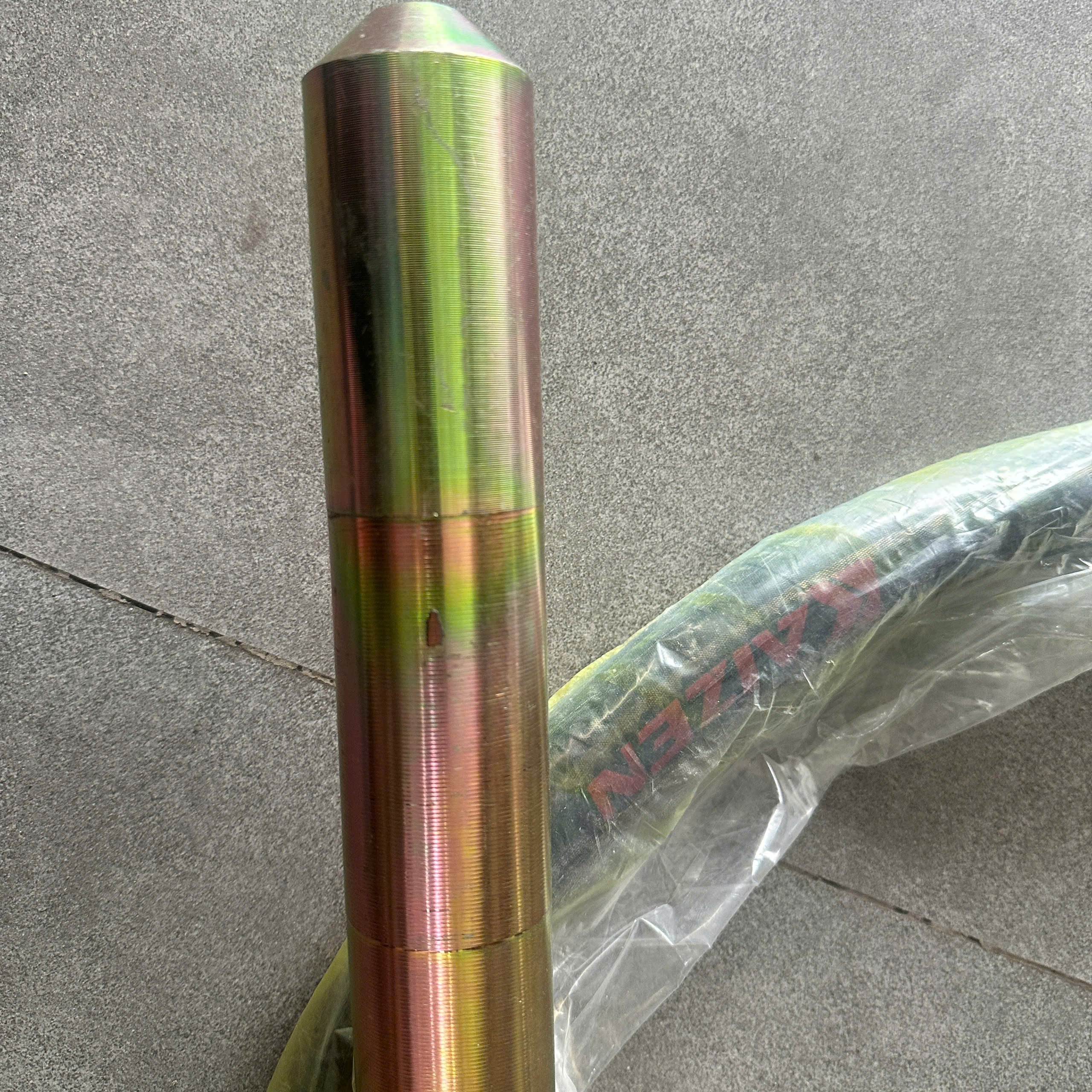 DÂY ĐẦM RUNG PHI 35-4M CHẠY ĐIỆN KAIZEN KZ35-4M CÓ 4 LỚP THÉP BÊN TRONG CÓ LÒ XO CHỐNG GÃY