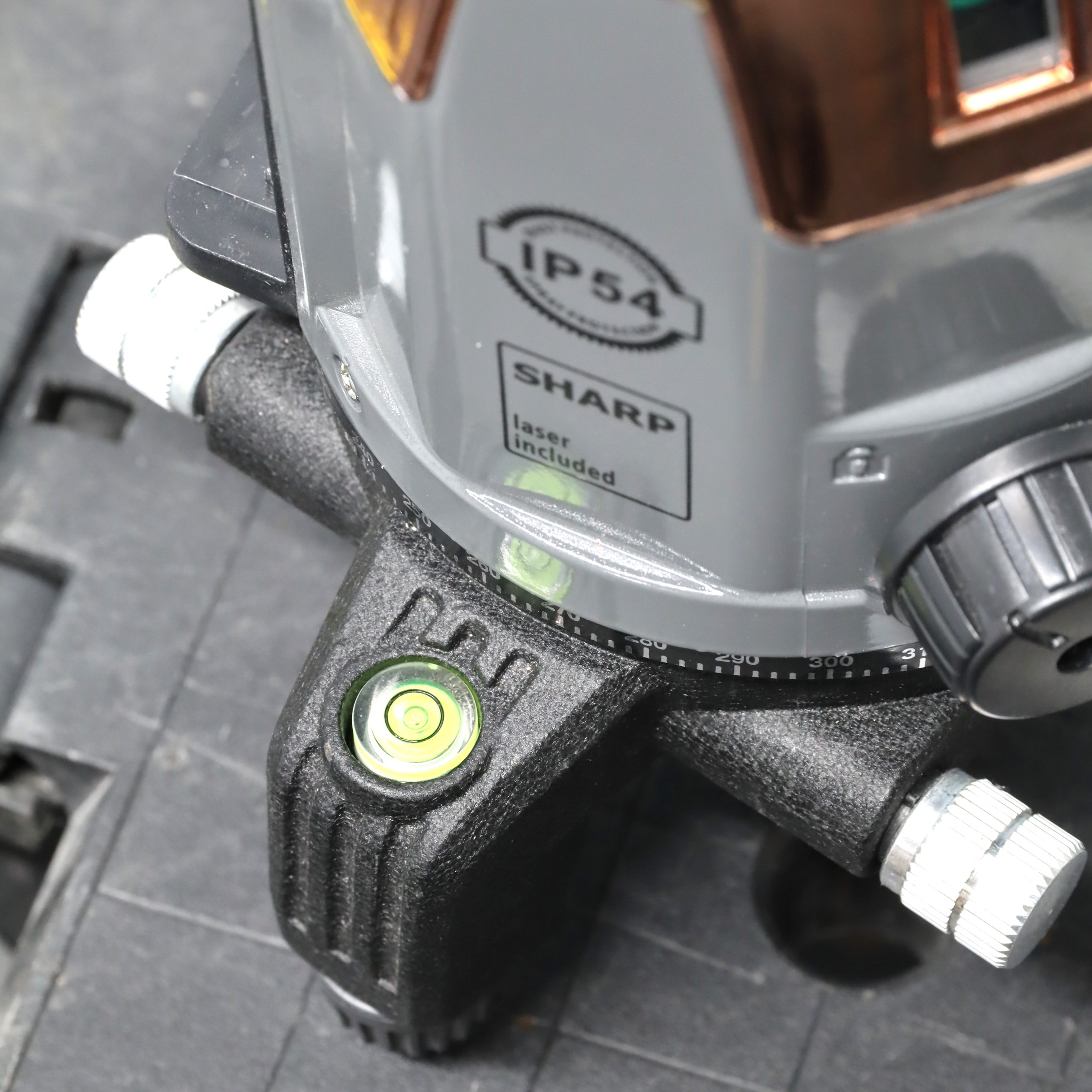 MÁY CÂN BẰNG LASER 5 TIA XANH HATSU HS LX-460 CÓ ĐIỀU KHIỂN QUAY 360° KÈM CHÂN