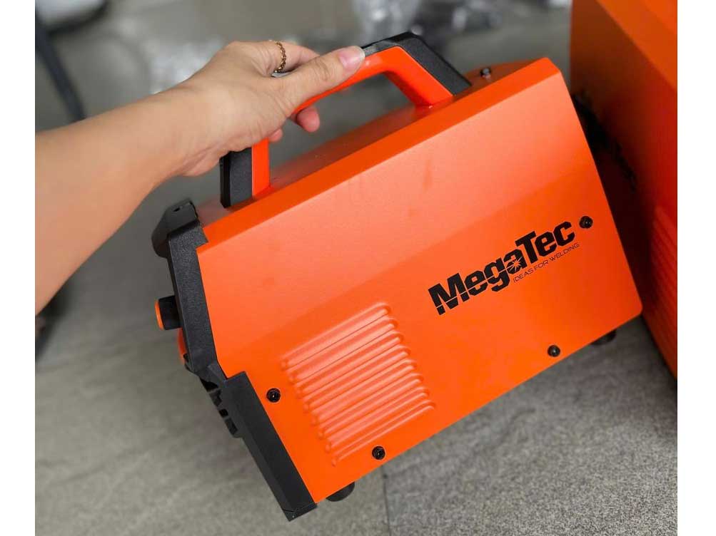 MÁY HÀN QUE MEGATEC ARC-200 INVERTER 220v/140A MMA