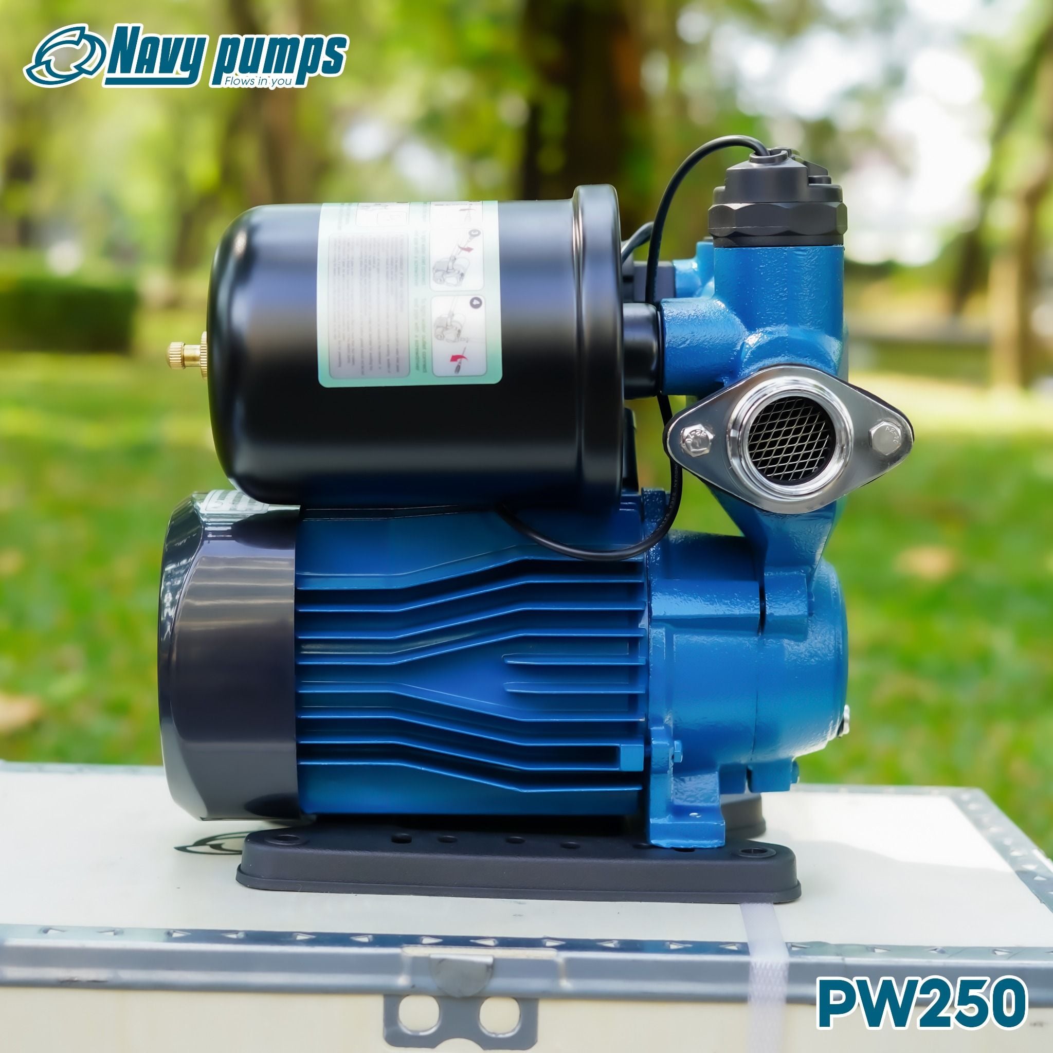 Máy Bơm Tăng Áp NAVY PW250 Tự Động Bơm Nước Nóng Chống Cháy Khan Có Rơ Le Nhiệt Chống Cạn Tăng Áp Cho Nhiều Thiết Bị
