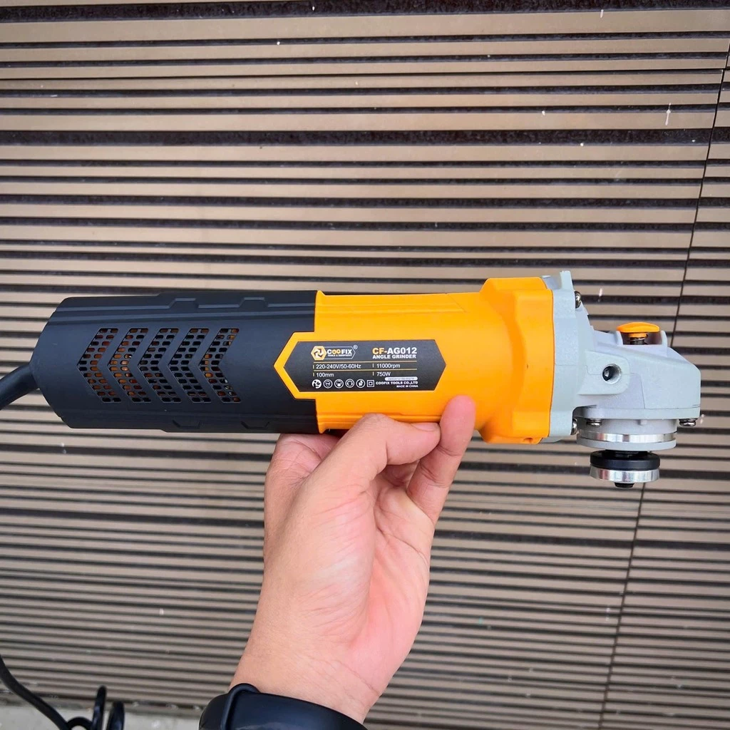 MÁY MÀI GÓC COOFIX CF-AG012 PHI ĐÁ 100MM CÔNG SUẤT 750W CÔNG TẮC TRƯỢT TẶNG KÈM 5 ĐÁ CẮT CHÍNH HÃNG