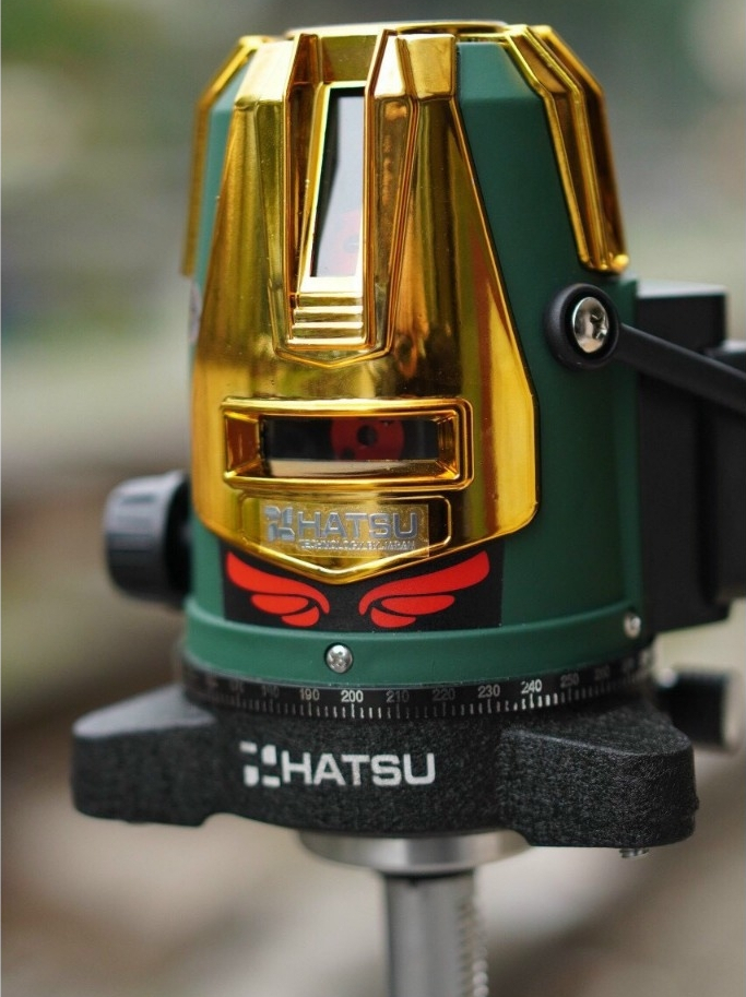 MÁY CÂN BẰNG LASER 5 TIA XANH HATSU HS -868 CÓ ĐIỀU KHIỂN TIA KÈM CHÂN