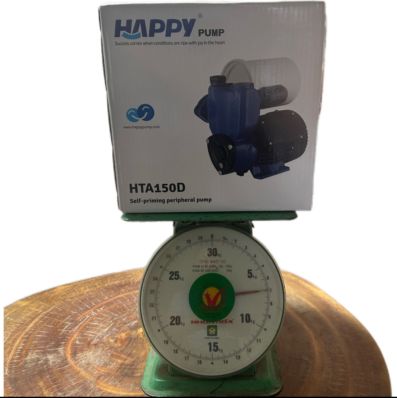 Điện Máy Minh Thành HD - Máy Bơm Tăng Áp 150w - 220v Hút Sâu : 8m  Cột Áp : 22 m  Lưu Lượng : 38 l/min Hút Xả : 27/34mm Cánh Đồng Cốt Inox Thương Hiệu HAPPY Dây Đồng  Bảo Hành : 12 Tháng