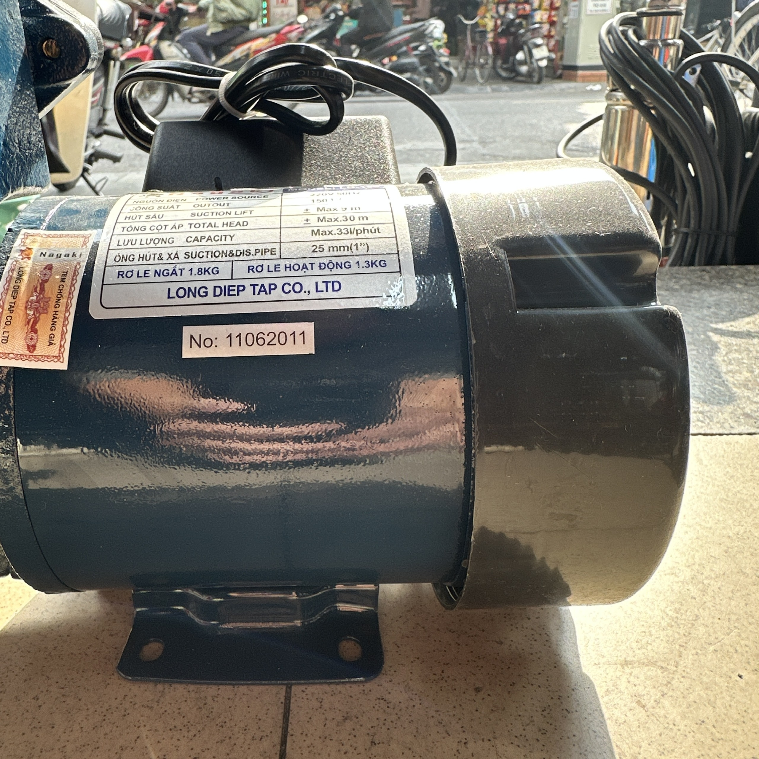 MÁY BƠM CHÂN KHÔNG ĐẨY CAO NAGKY LD-150 150W SỬ DỤNG BƠM NƯỚC LÊN CAO VÀ CẤP NƯỚC SINH HOẠT