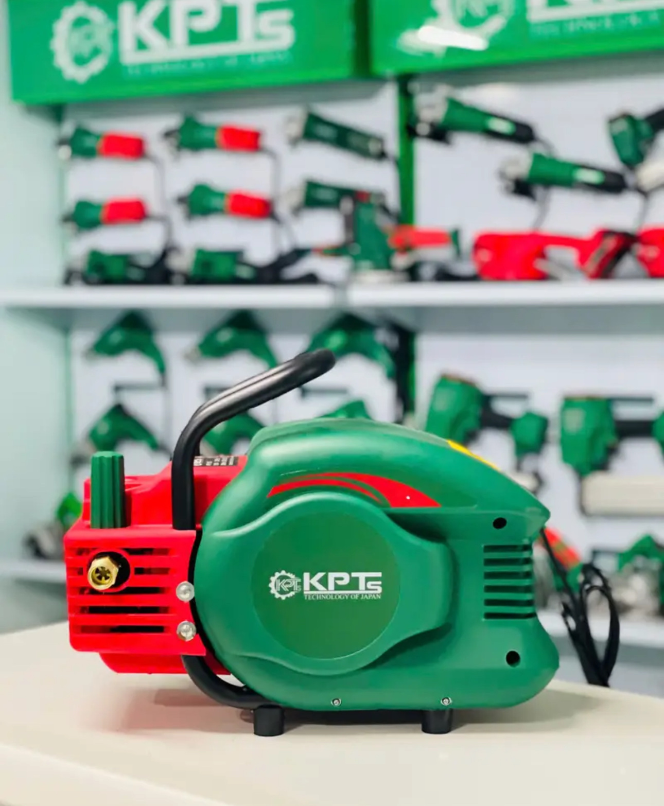 MÁY XỊT RỬA CAO ÁP KPTs KPT-3150 CÓ ÁT CHỐNG GIẬT CÓ CHỈNH ÁP 3150W 200BAR 12L