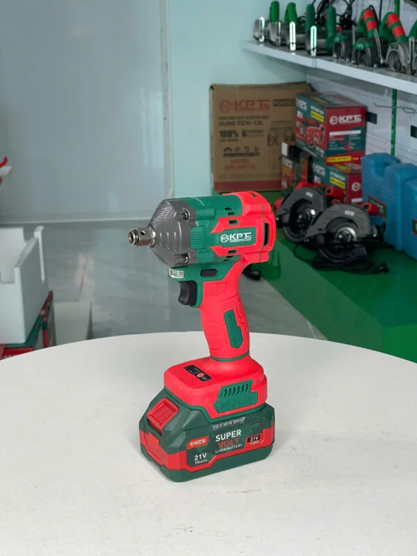 Máy Siết Bulong Pin 21V KPTs KPT-10450 Không Chổi Than 550Nm Chân Pin Phổ Thông Kèm 2 Pin 4.0AH Đầu Khẩu 2 Trong 1