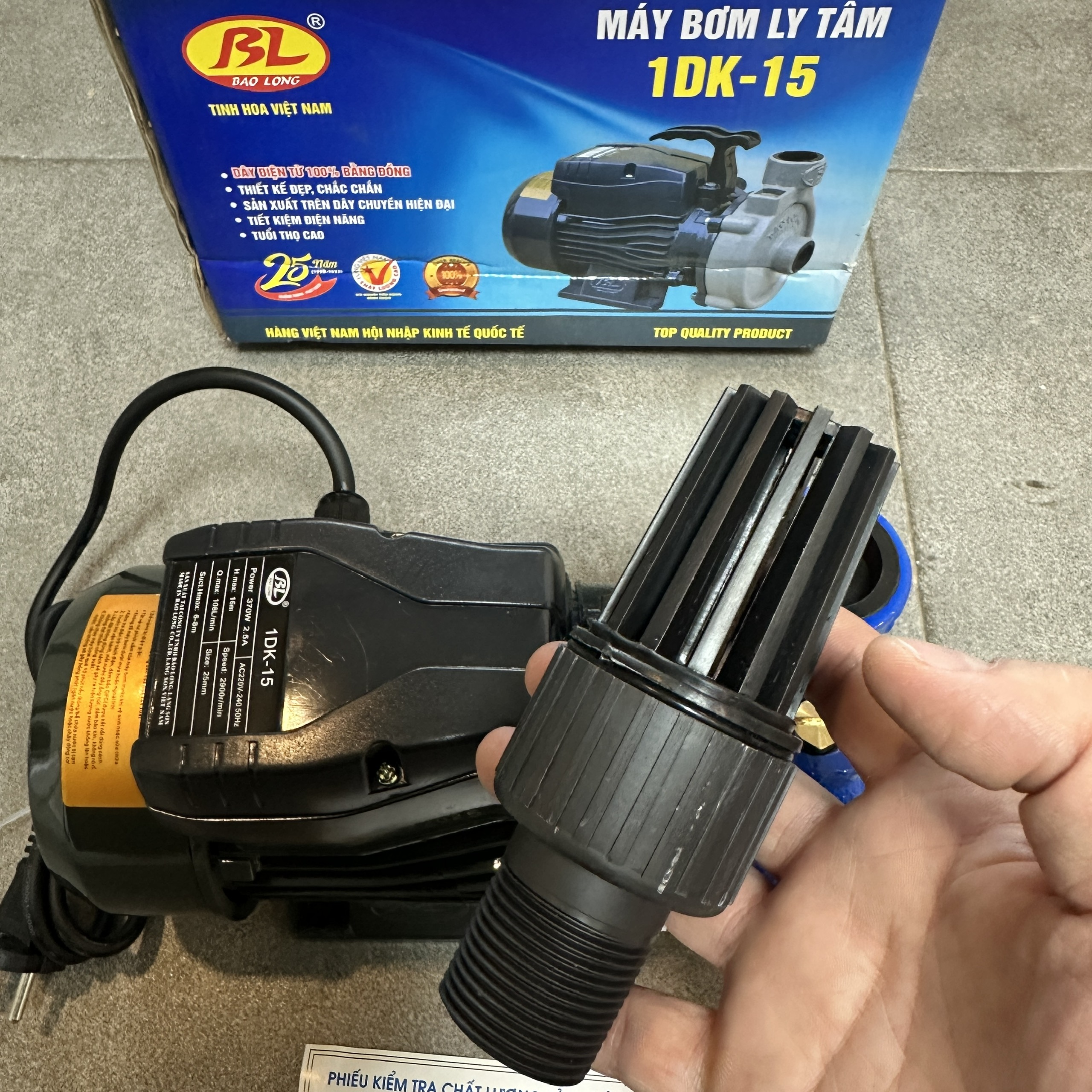 MÁY BƠM NƯỚC LY TÂM BẢO LONG 370W CÁ SẤU 1DK-15 HÚT XẢ 25/25 LƯU LƯỢNG 2 ĐẾN 6.5M3/H MAX 15M CÁNH PPO CỐT HỢP KIM BƠM TƯỚI TIÊU DÂN DỤNG