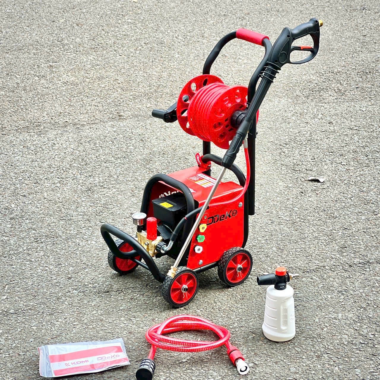 MÁY XỊT RỬA XE CAO ÁP CÓ CHỈNH ÁP CÓ ÁT CHỐNG GIẬT DDEKO DK-3500HQ 3500W