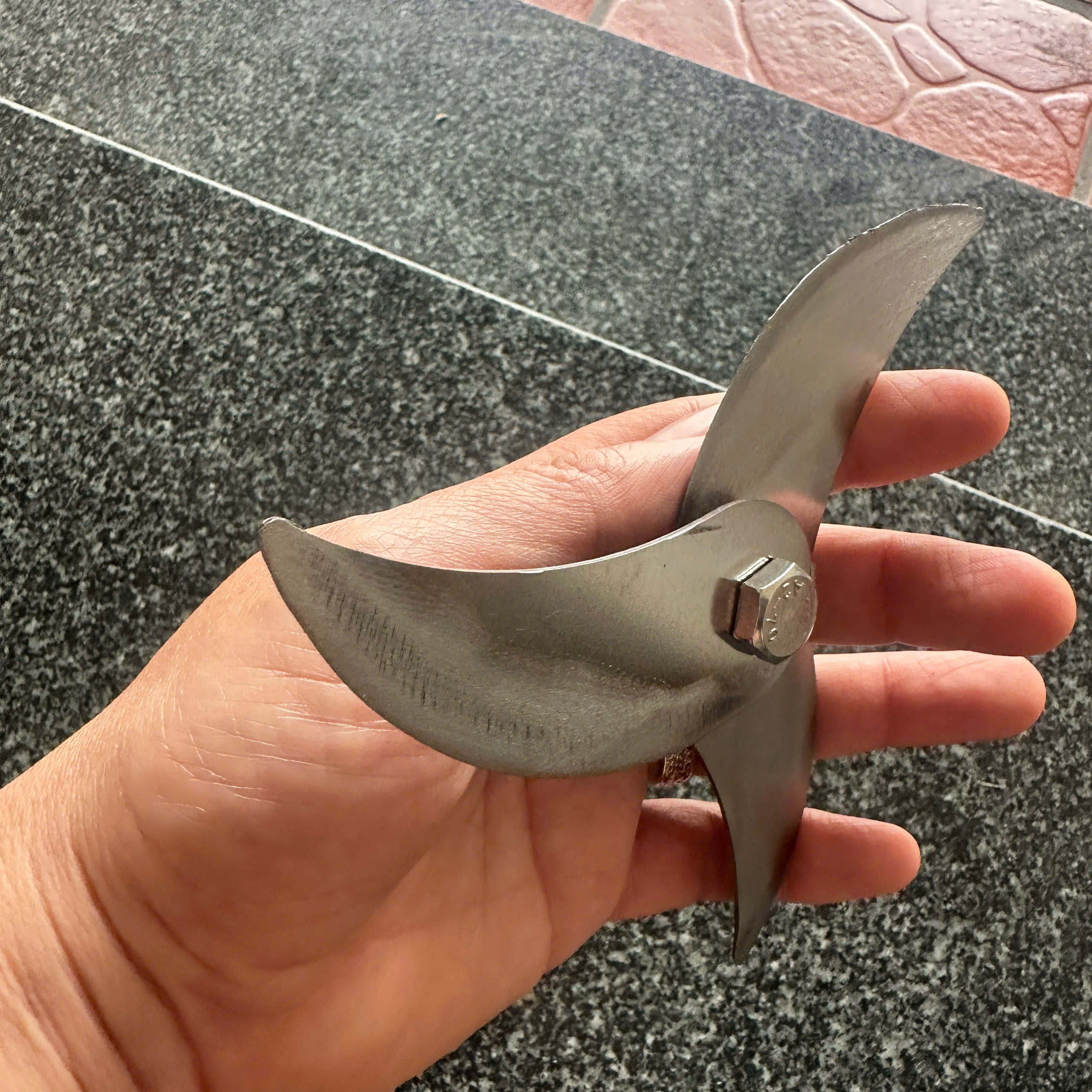 MÁY XAY THỊT CÁ CUA MÁY XAY ĐA NĂNG 1100W NỒI ĐÁY BẦU 22CM 3 DAO KÈM QUE RUỐC INOX