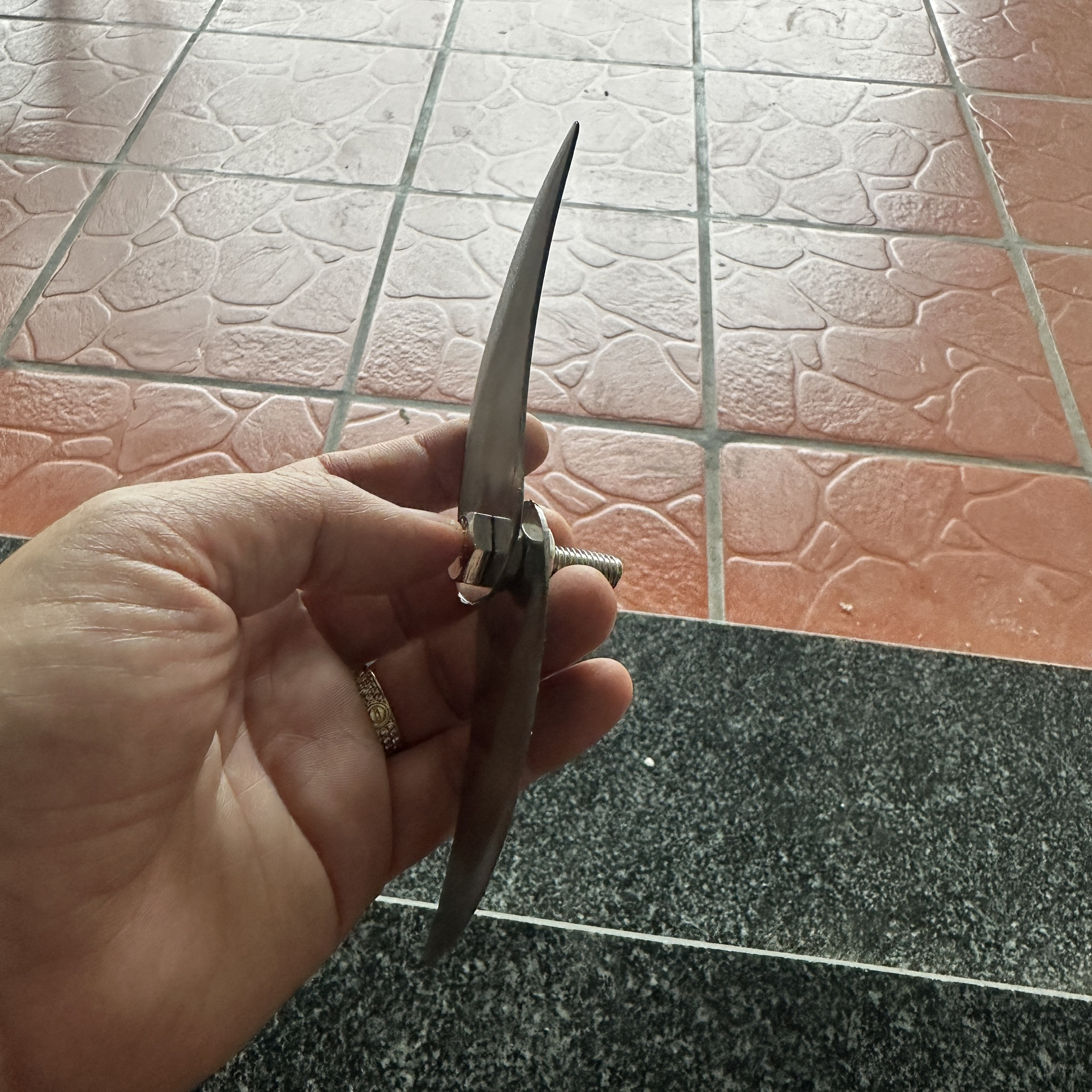 LƯỠI DAO XAY THỊT 2 CÁNH INOX 304 DÀNH CHO NỒI 18CM CHIỀU DÀI LƯỠI 17CM ĐÁY BẰNG LOẠI DÀY ĐẸP CÓ THỂ THÁO RA MÀI DŨA