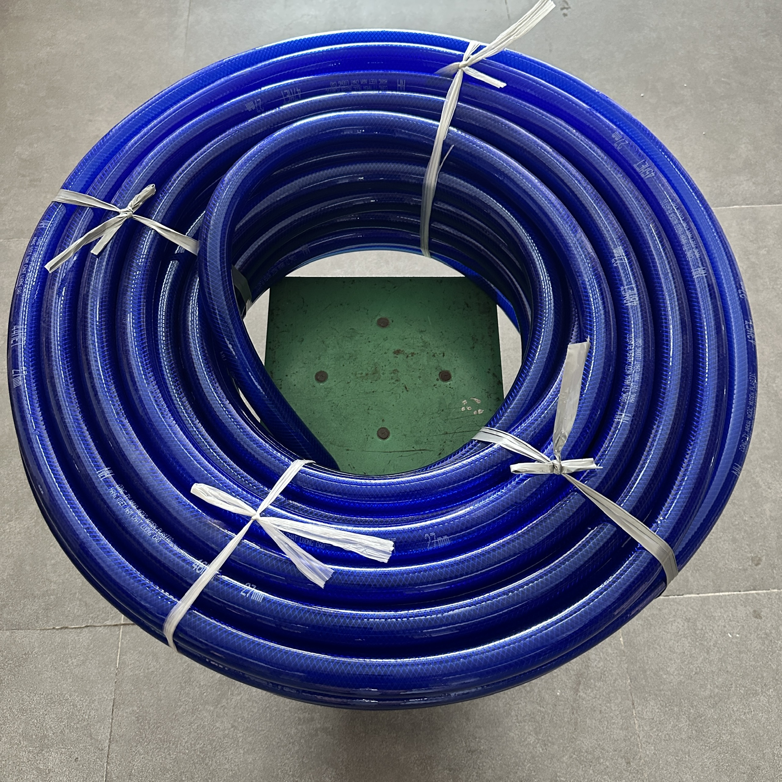 ỐNG LƯỚI NGỌC HUYỀN PHI 6 ĐẾN PHI 40 MÀU XANH BIỂN GIÁ HỢP LÝ