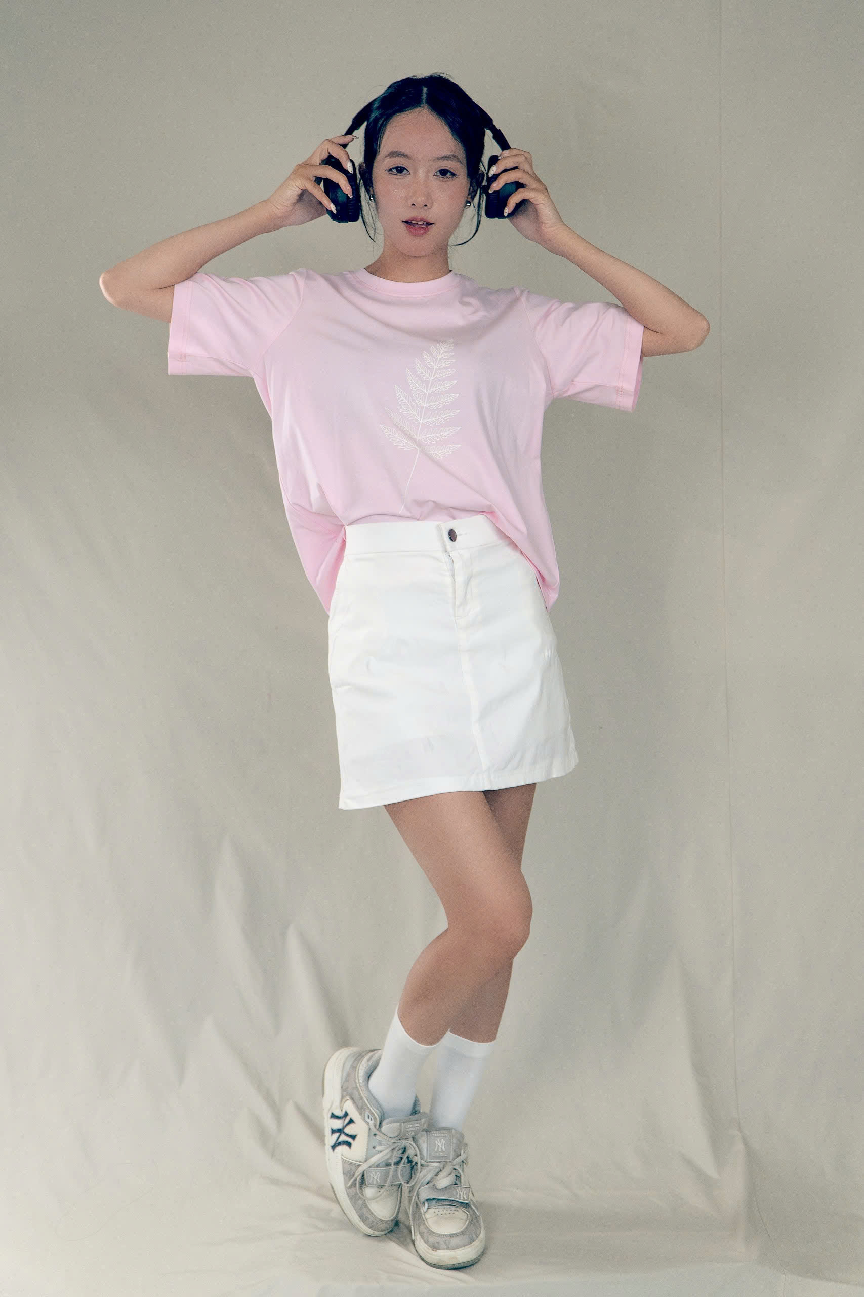 SYLVA TEE- Áo Phông YMY In Hình, Chất Liệu Cotton 100% Co giãn, Thoáng mát