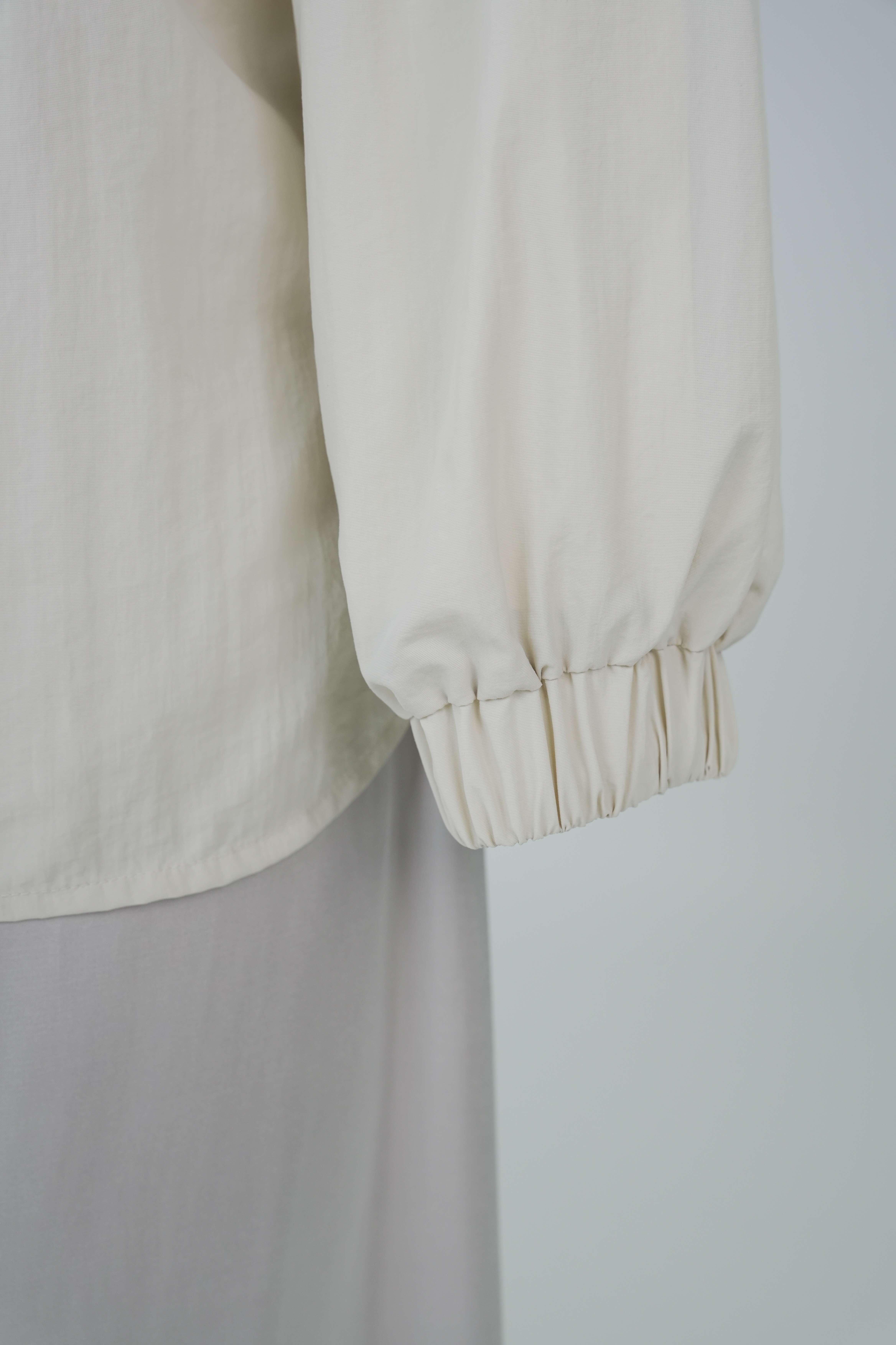 AERI HOODIE - Áo Gió Có Mũ YMY Chất Liệu Nylon Nhập Khẩu Phong Cách Thể Thao, Năng Động (Y25FWJK01)