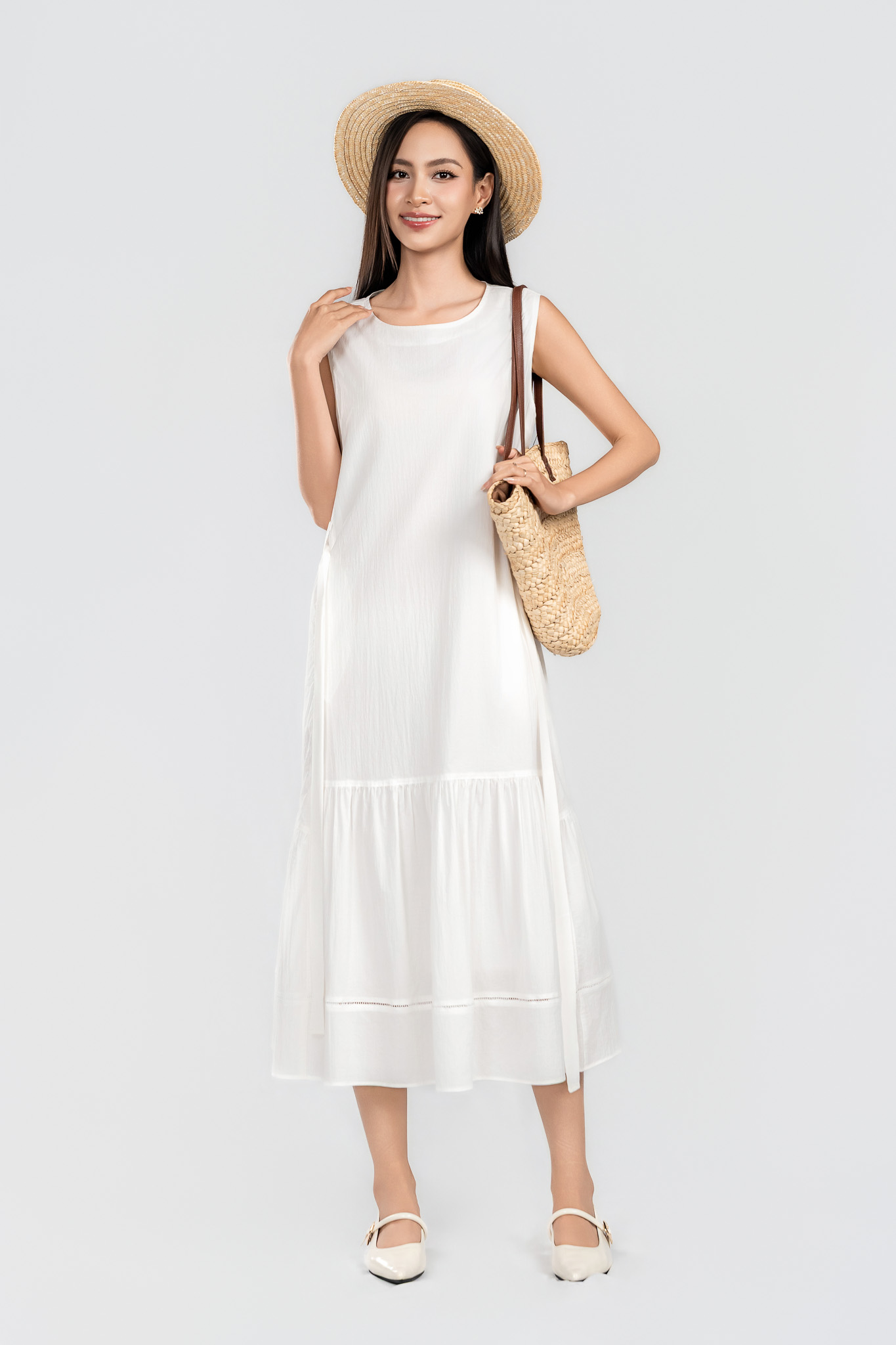ARIANE DRESS- Váy Dáng Dài YMY Chất Liệu Nylon, Spandex Phong Cách Nhẹ Nhàng, Nữ Tính