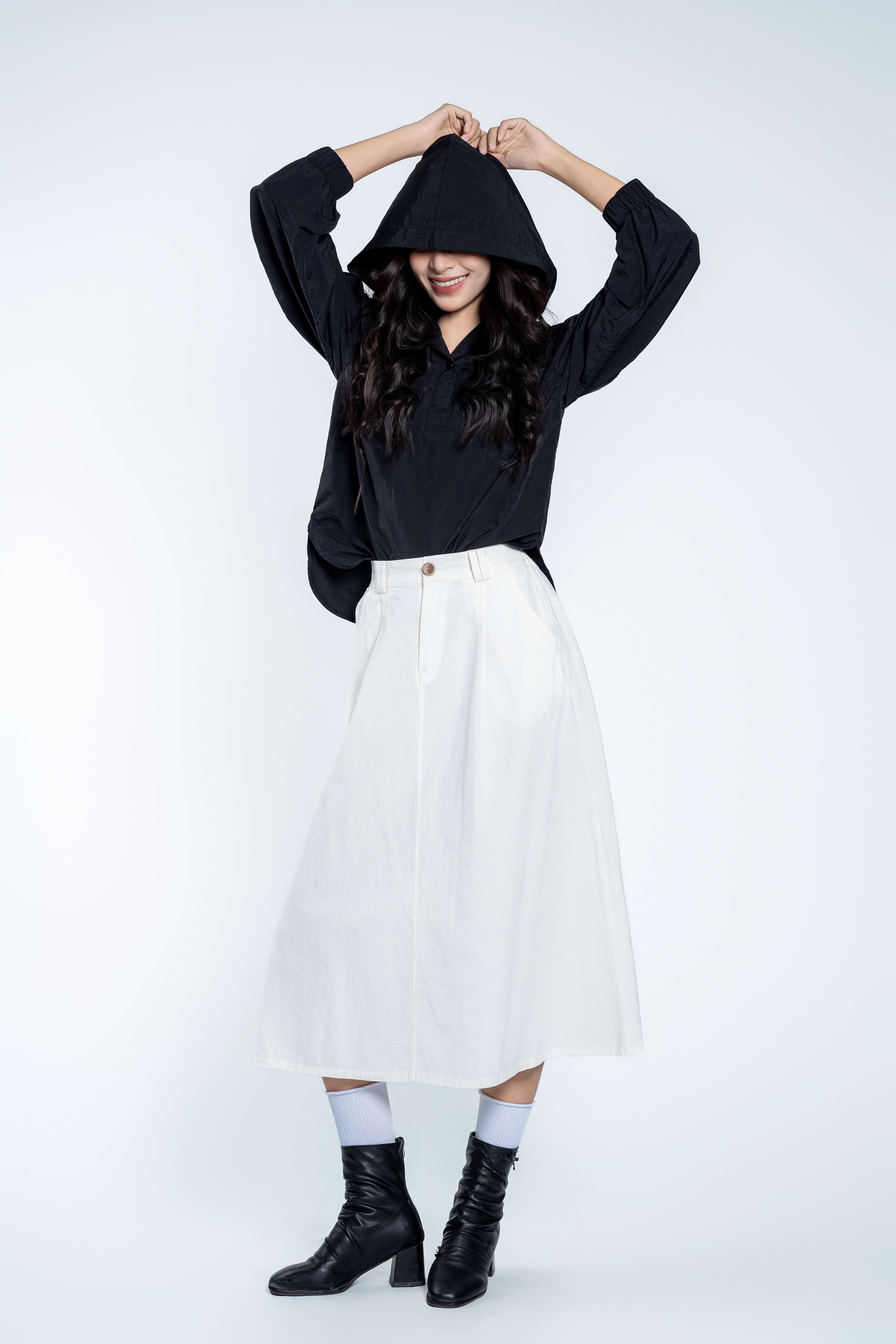 AERI HOODIE - Áo Gió Có Mũ YMY Chất Liệu Nylon Nhập Khẩu Phong Cách Thể Thao, Năng Động (Y25FWJK01)