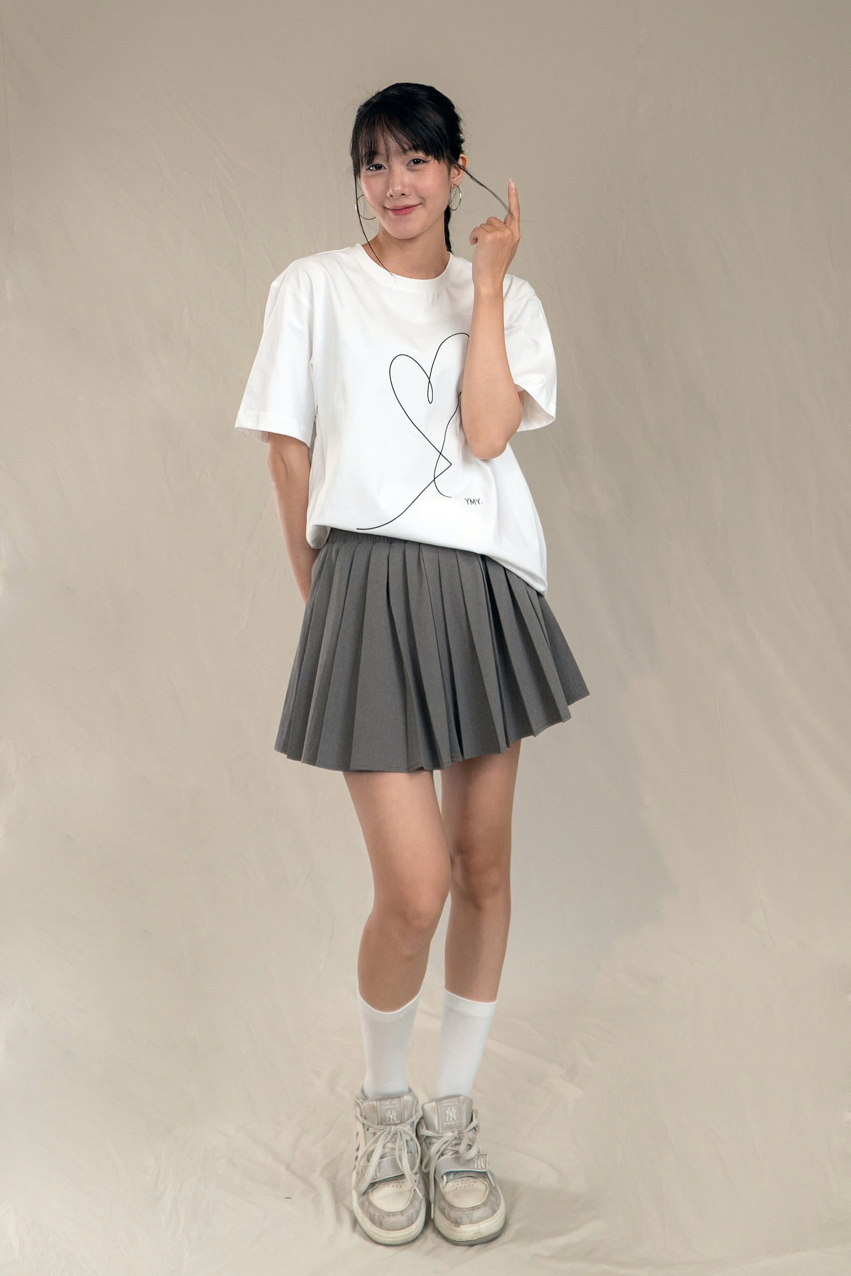 AMOUR T-SHIRT, Áo Phông YMY In Hình, Chất Liệu Cotton 100%, Phong Cách Basic
