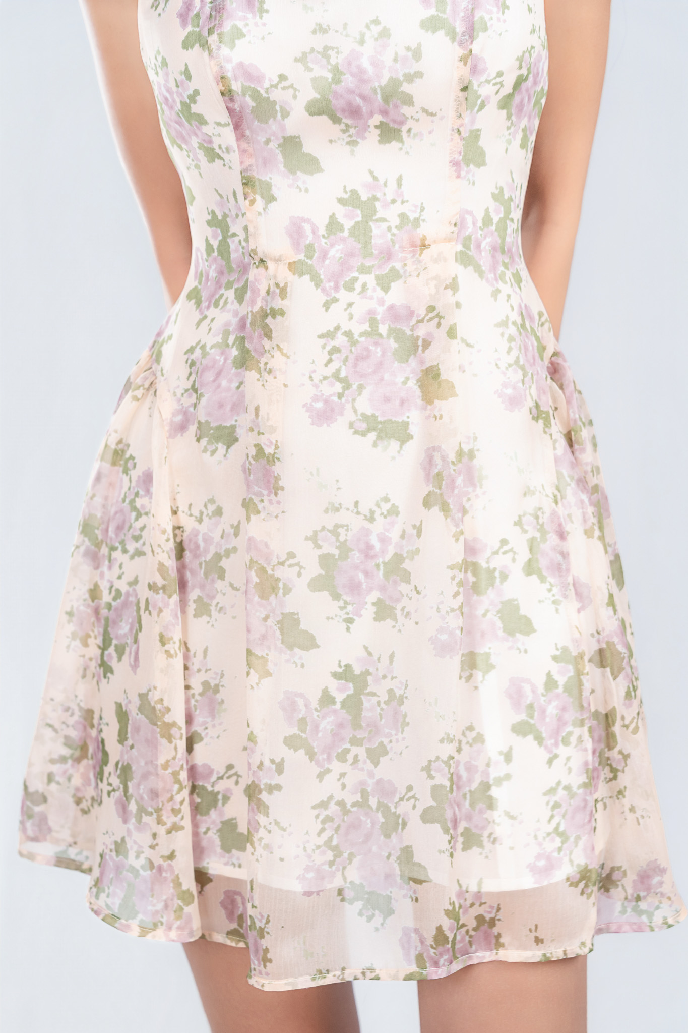 DAHLIA DRESS- Váy Hoa Cổ Vuông YMY Chất Liệu Vải Voan Phong Cách Nhẹ Nhàng, Nữ Tính